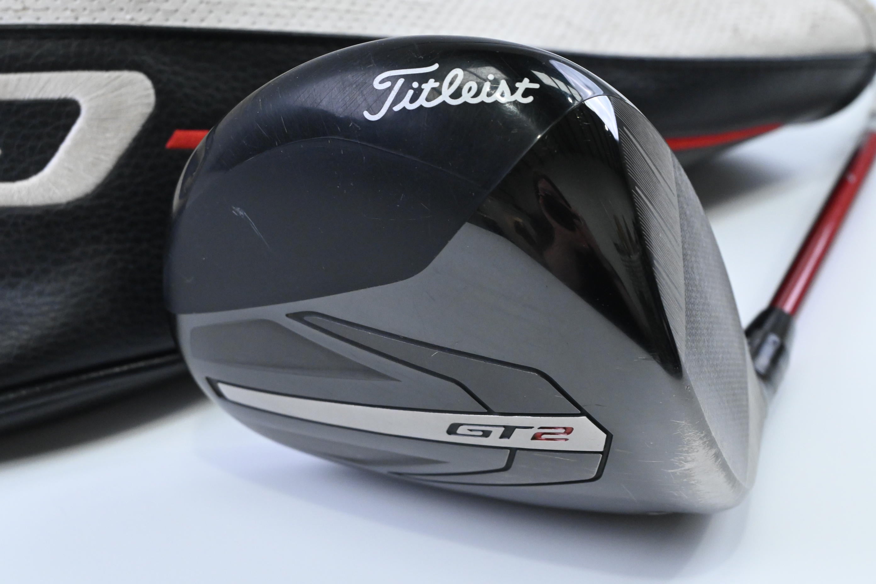 Titleist GT2 Driver / 10 Degree / Regular Flex Denali Red 50 Shaft