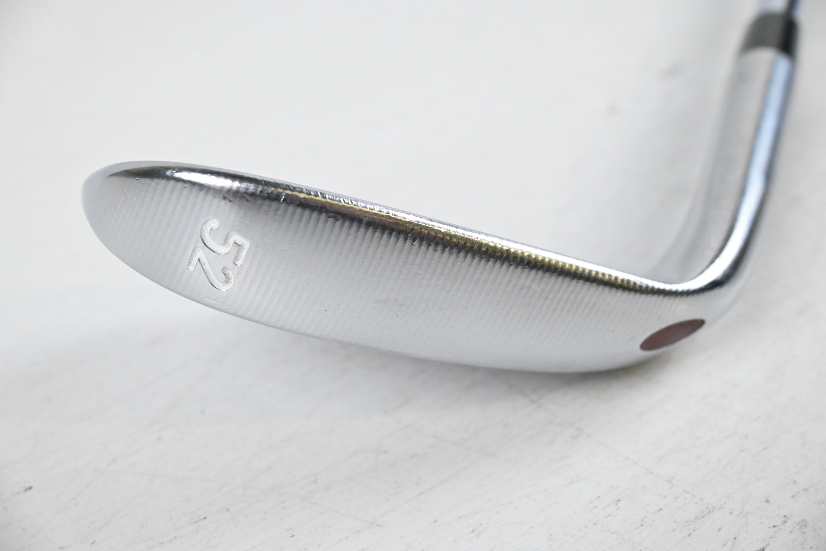 Taylormade Milled Grind Gap Wedge / 52 Degree / Wedge Flex Dynamic Gold Shaft