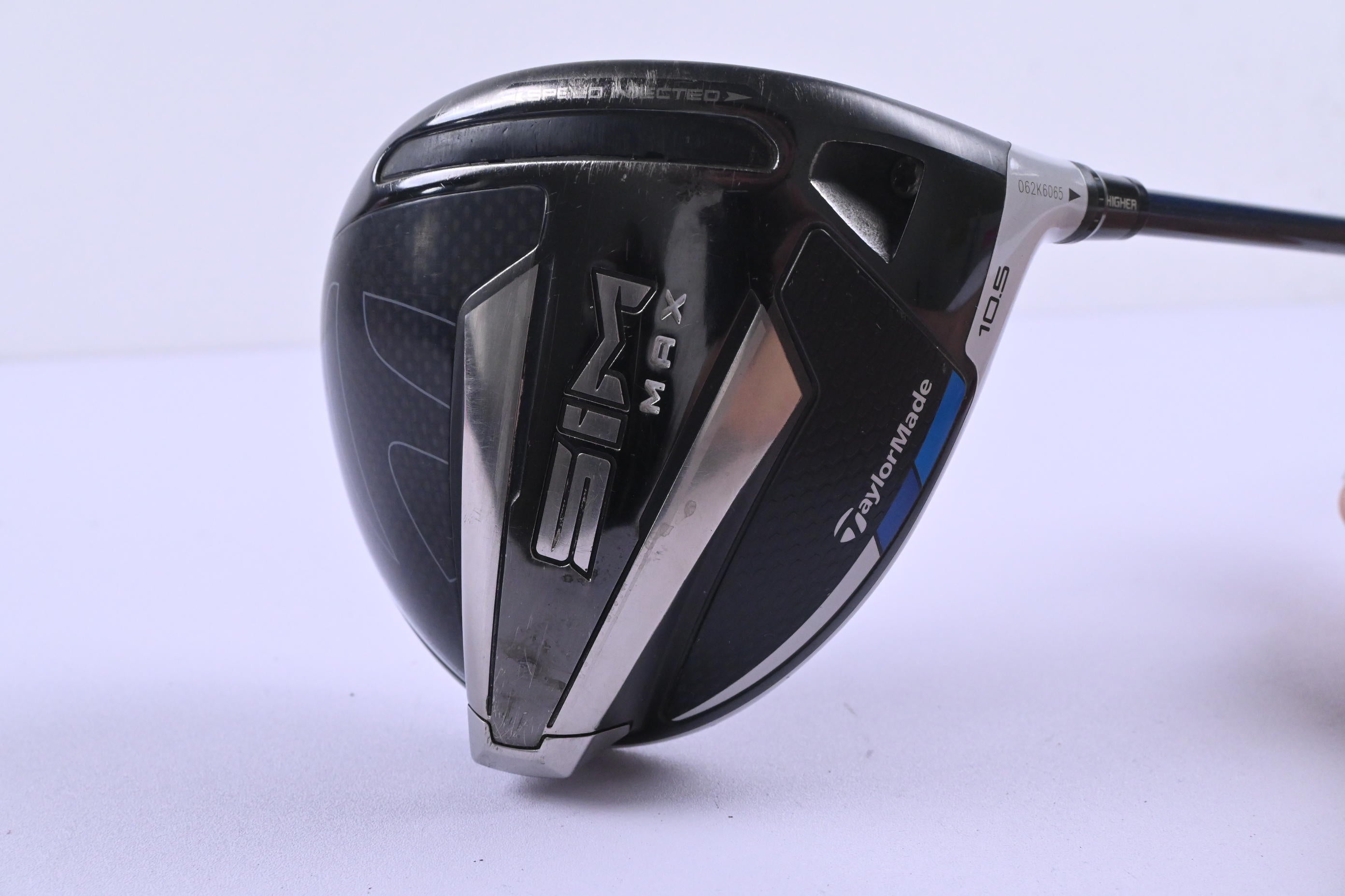 Taylormade SIM Max Driver / 10.5 Degree / Stiff Flex Fujikura Ventus Blue 6