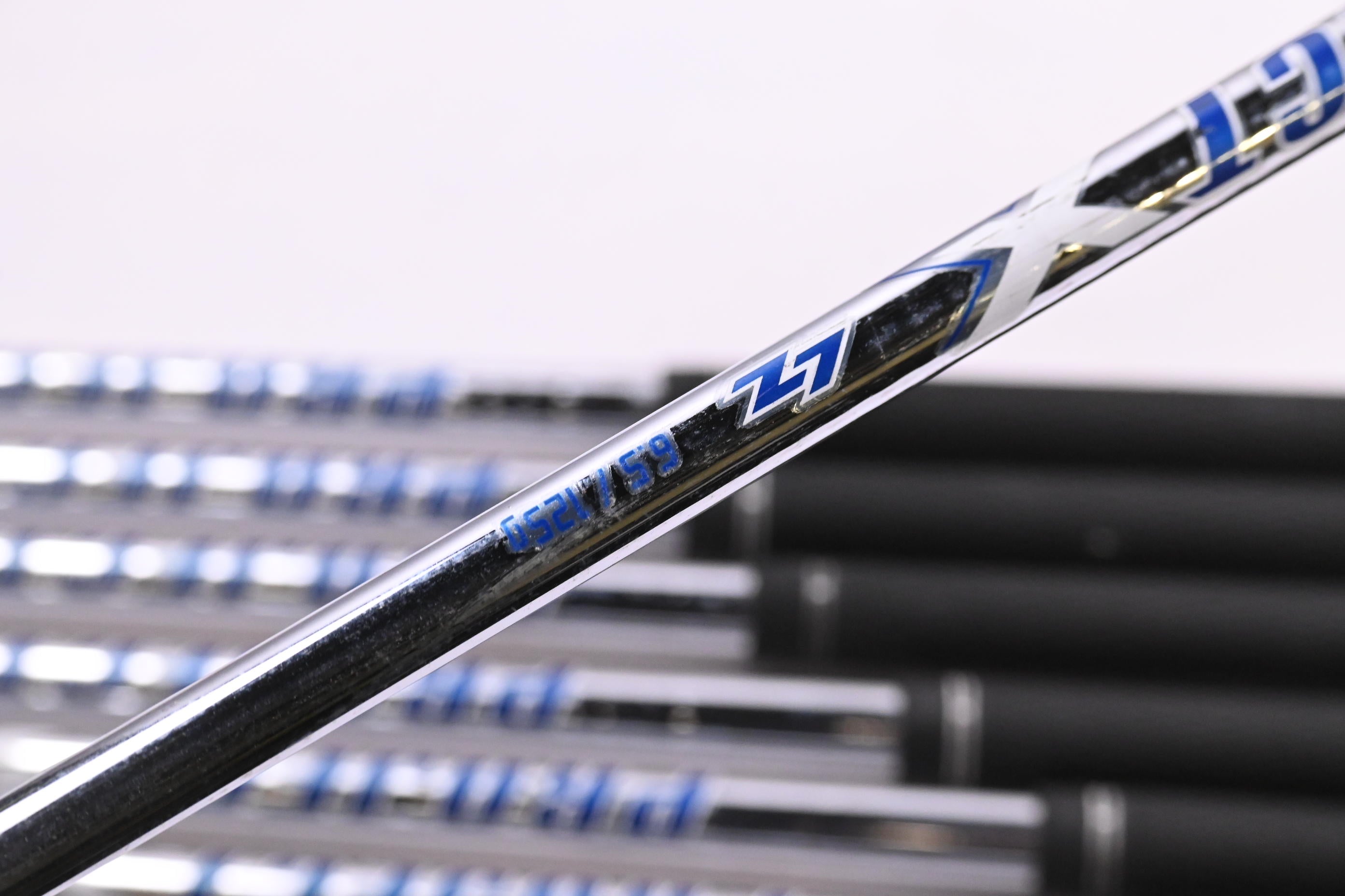 Taylormade P760 Irons / 4-PW / X-Flex Project X LZ 125 Shafts