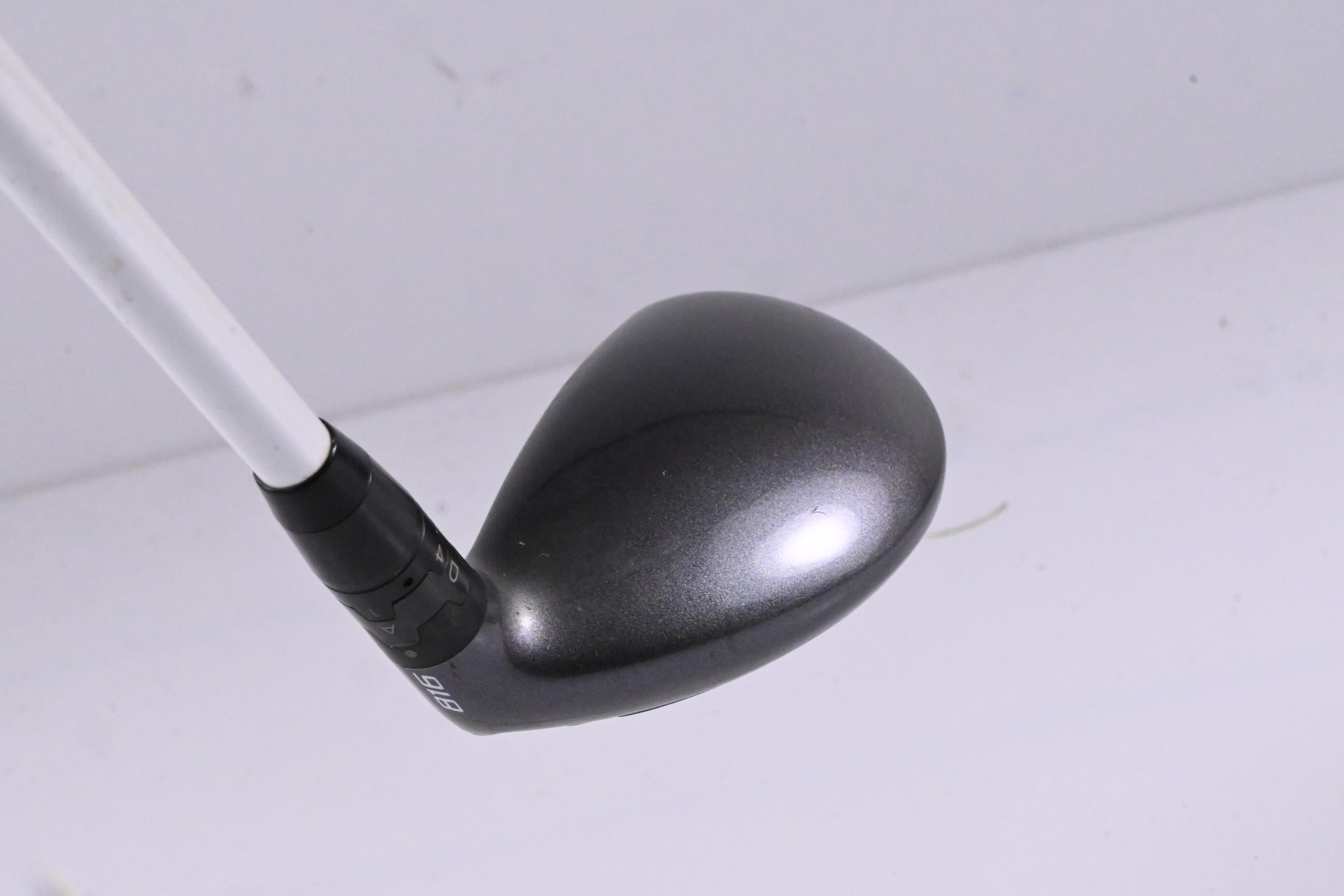 Titleist 816 H2 #3 Hybrid / 19 Degree / Stiff Flex Aldila Rogue Silver 110 MSI 85