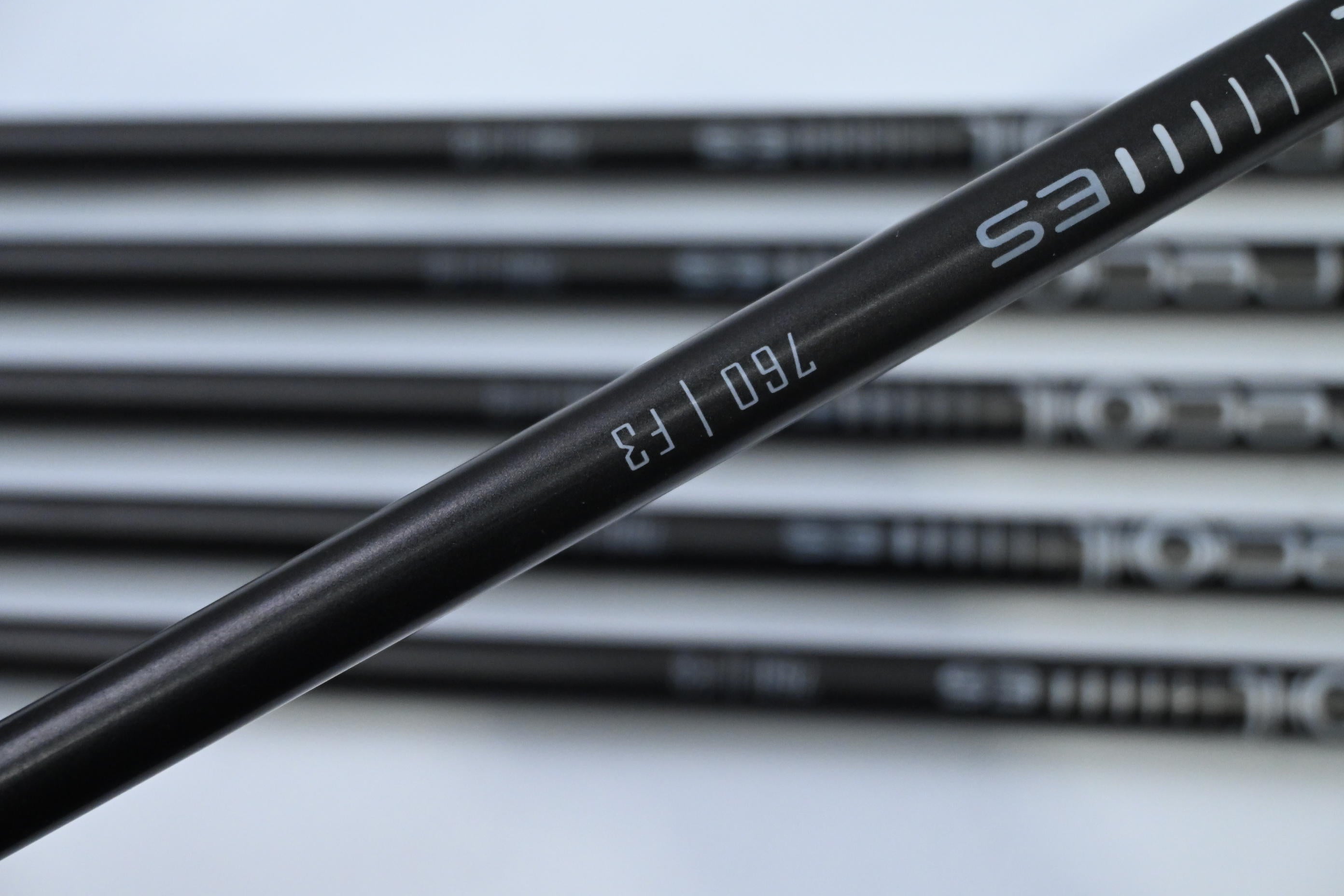 Taylormade P790 2017 Irons / 5-PW / Regular Flex UST Recoil ES 760 Shafts