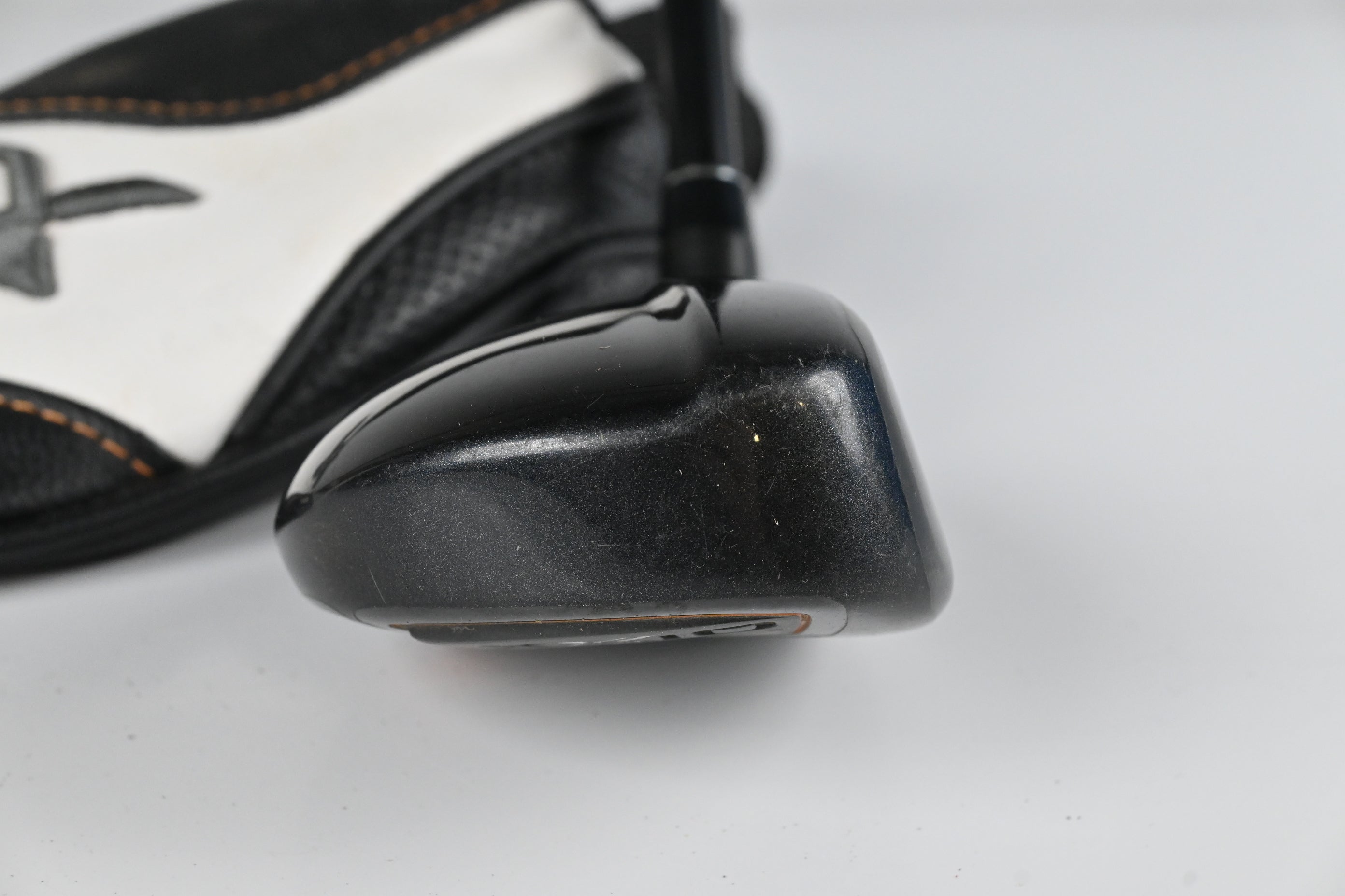 XXIO X Black #4 Hybrid / 20 Degree / Regular Flex Miyazaki AX-1 51 Shaft