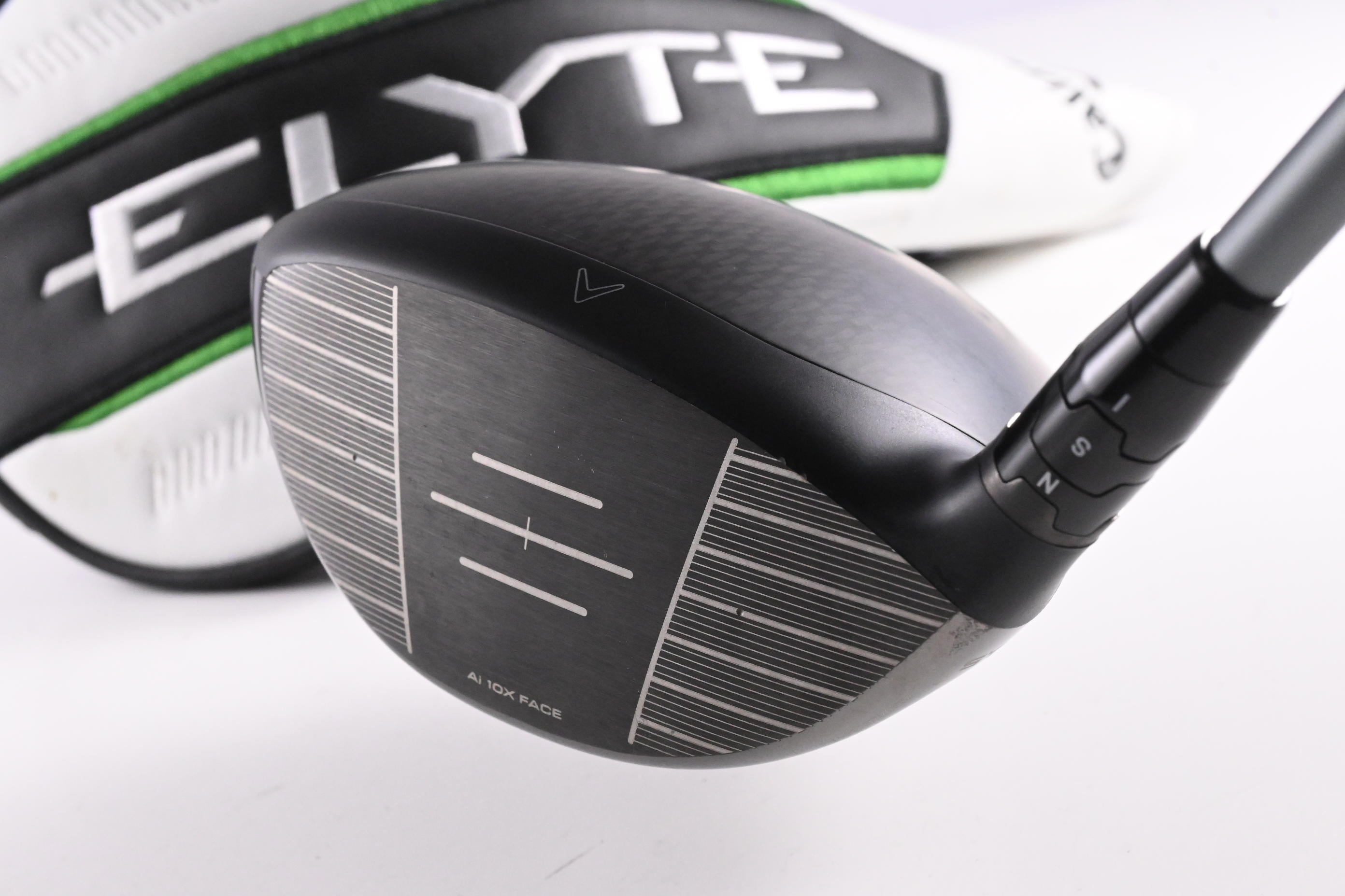 Callaway Elyte Driver / 10.5 Degree / Regular Flex Denali Frost Silver 50 Shaft