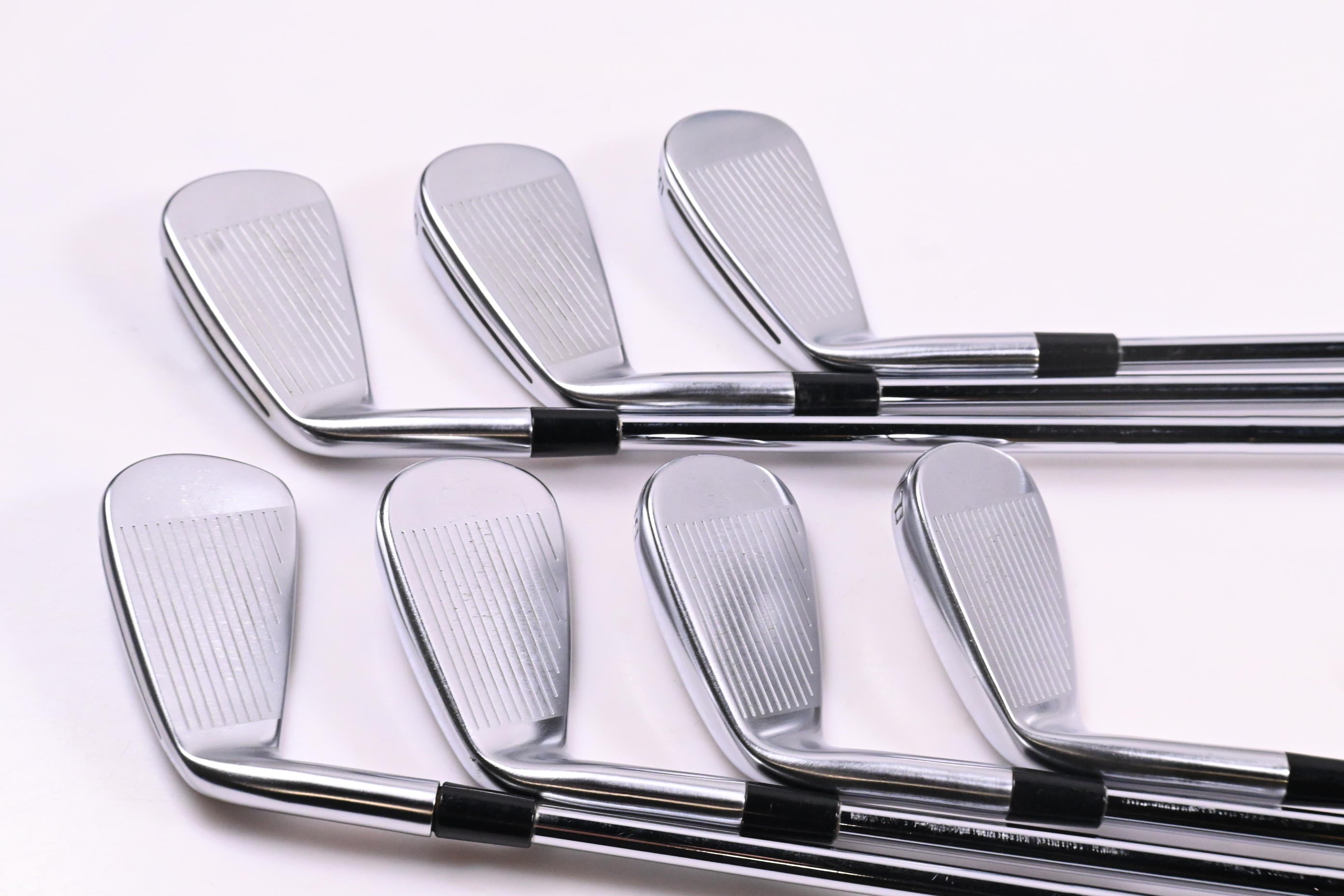 Taylormade P790 2019 Irons / 4-PW / X-Flex KBS Tour 130 Shaft
