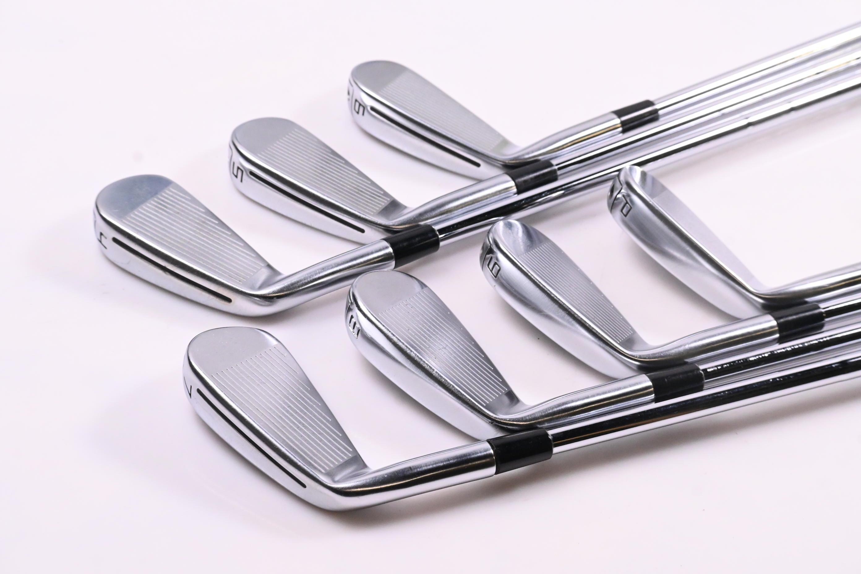 Taylormade P790 2019 Irons / 4-PW / X-Flex KBS Tour 130 Shaft