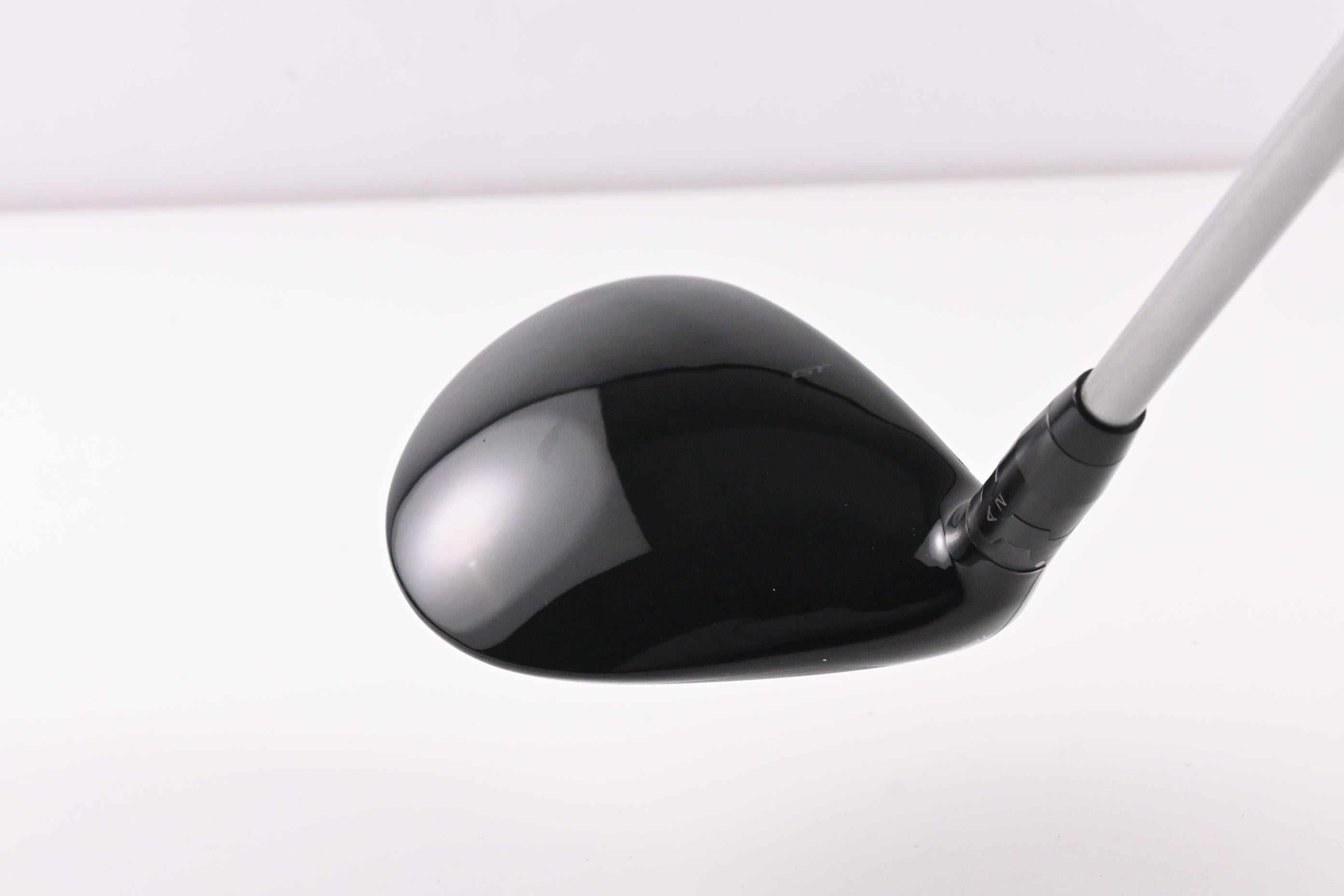 Left Hand Titleist GT2 #3 Wood / 16.5 Degree / X-Flex Diamana S+ Blue 70 Shaft