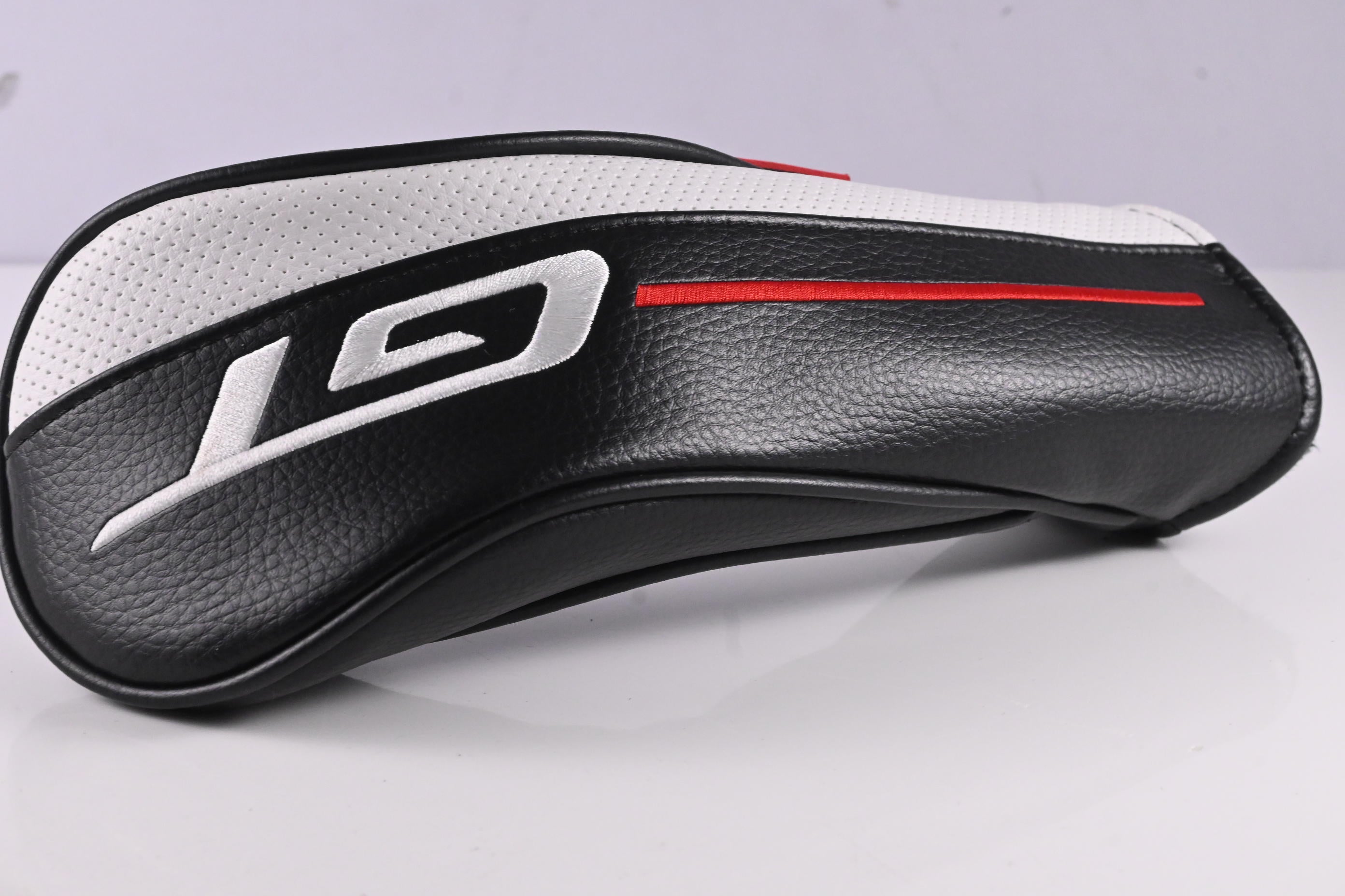 Titleist GT2 #3 Hybrid / 18 Degree / Stiff Flex Hzrdus Gen5 Black 80 Shaft