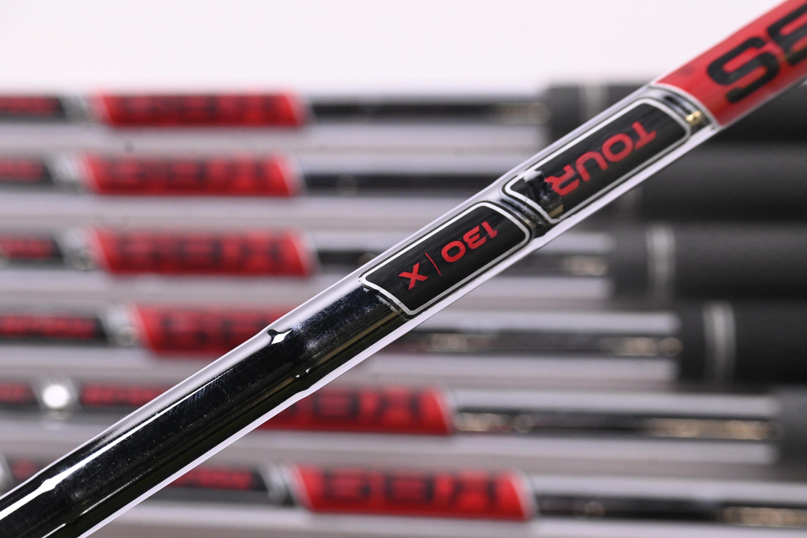 Taylormade P790 2019 Irons / 4-PW / X-Flex KBS Tour 130 Shaft