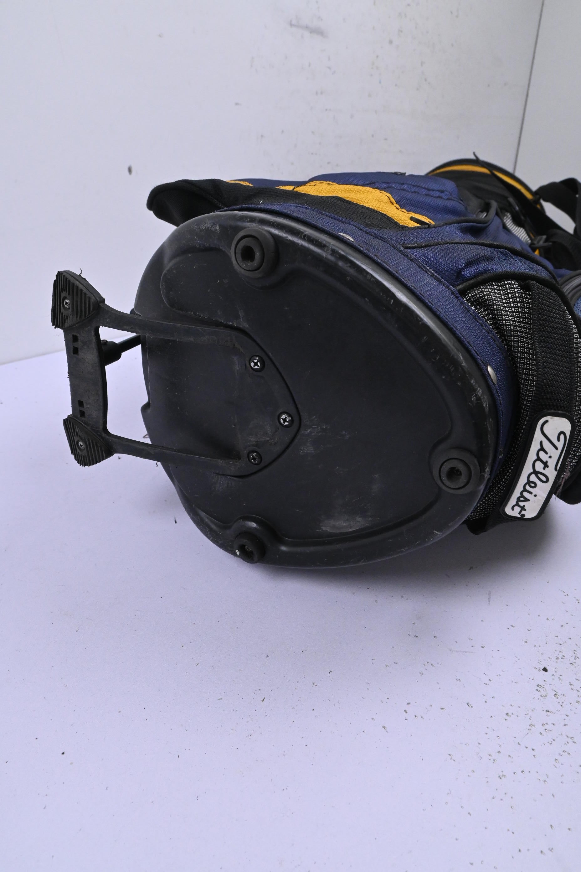Titleist Stand Bag / 4-Way Divider / Navy, Black & Yellow