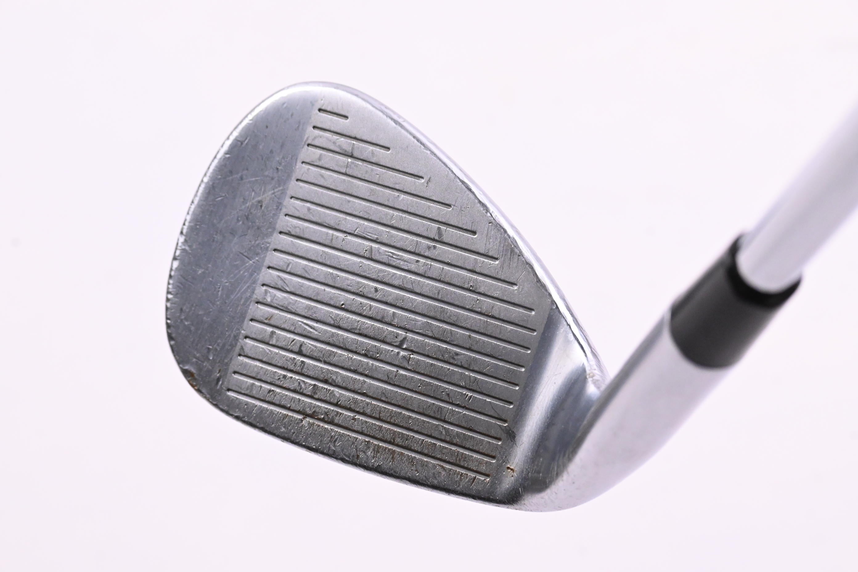 Taylormade Milled Grind Sand Wedge / 54 Degree / Wedge Flex Dynamic Gold Shaft