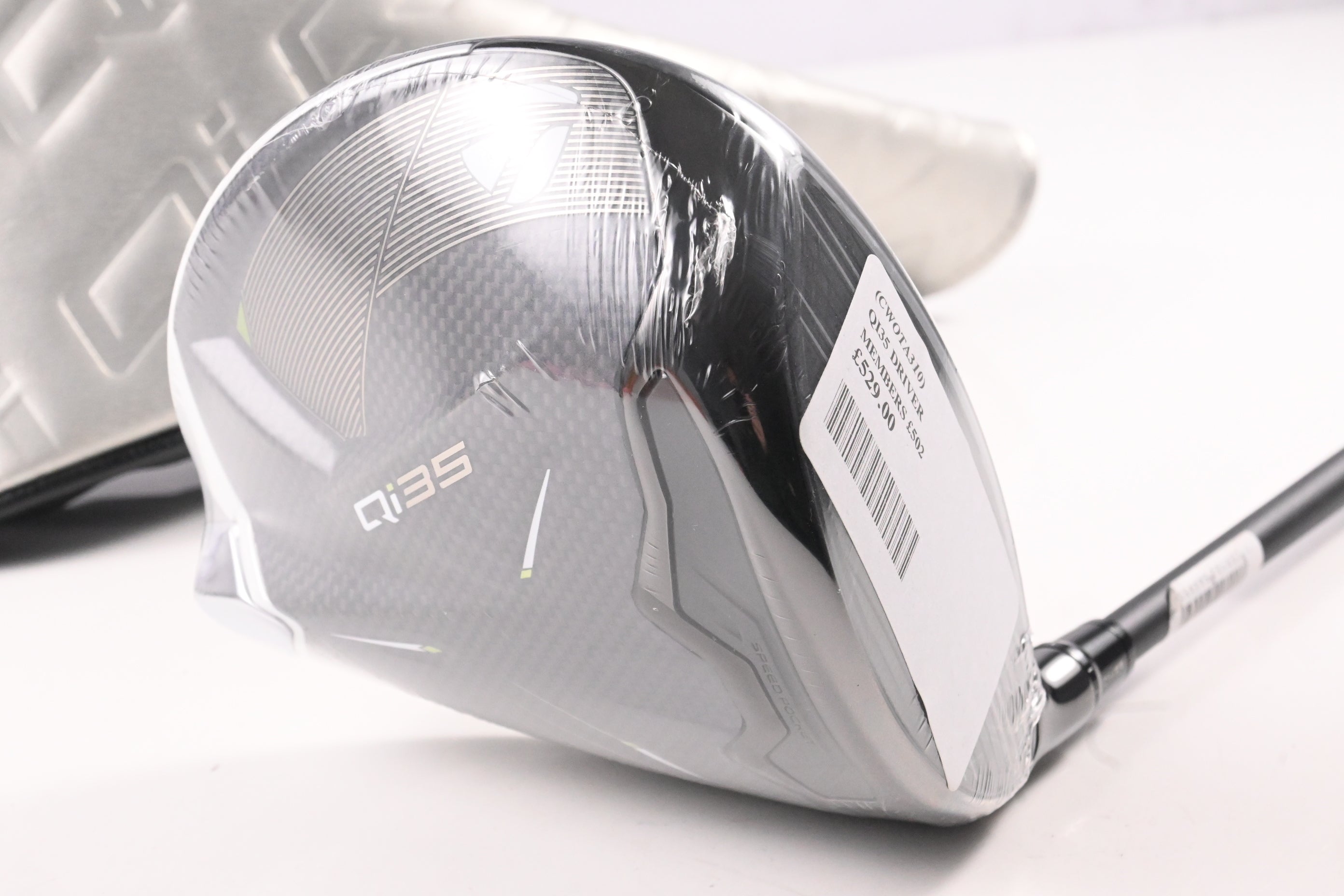 Taylormade Qi35 Max Lite Driver / 10.5 Degree / Regular Flex Vanquish 4 Shaft