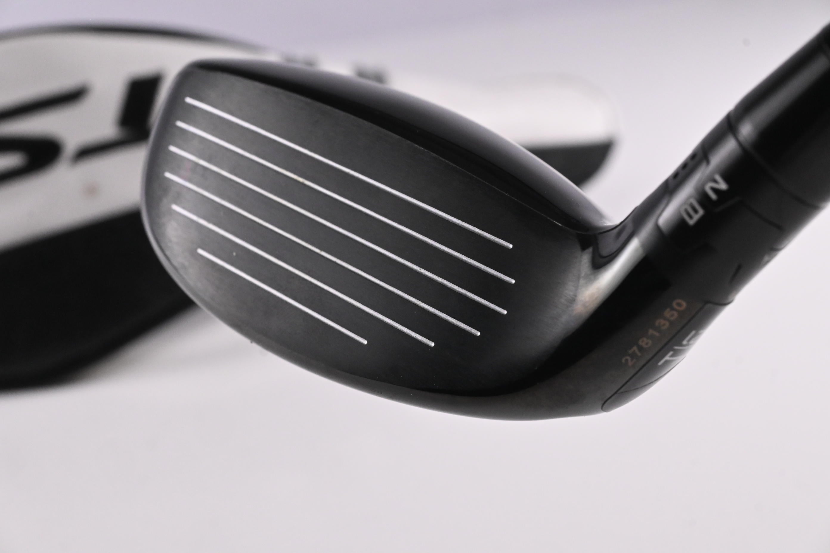 Titleist TSi2 #4 Hybrid / 21 Degree / Stiff Flex Hzrdus Smoke RDX Black 80 Shaft