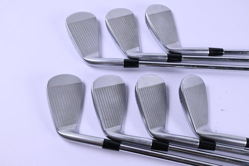 Mizuno JPX 925 Forged Irons / 4-PW / Regular Flex Dynamic Gold 95 R300 Shaft