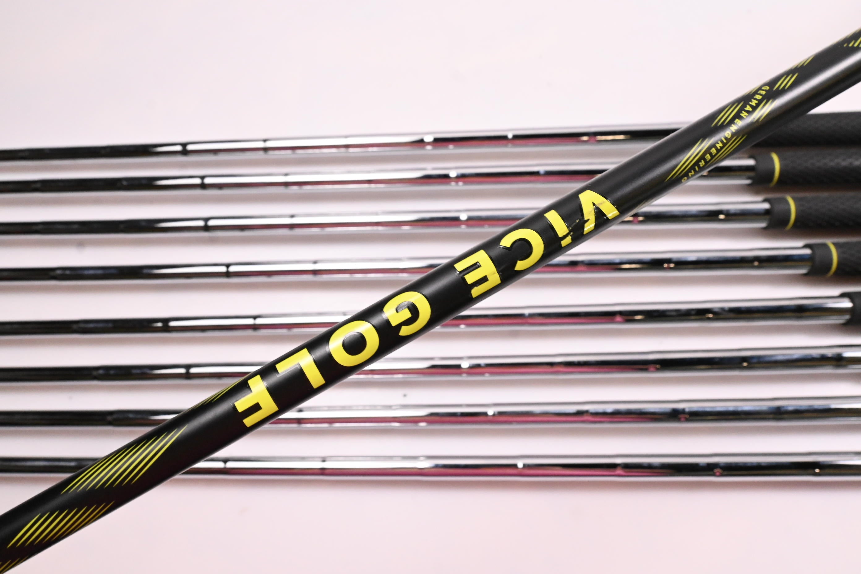 Vice Golf Boost + Package Set / Hybrid, Irons, Bag