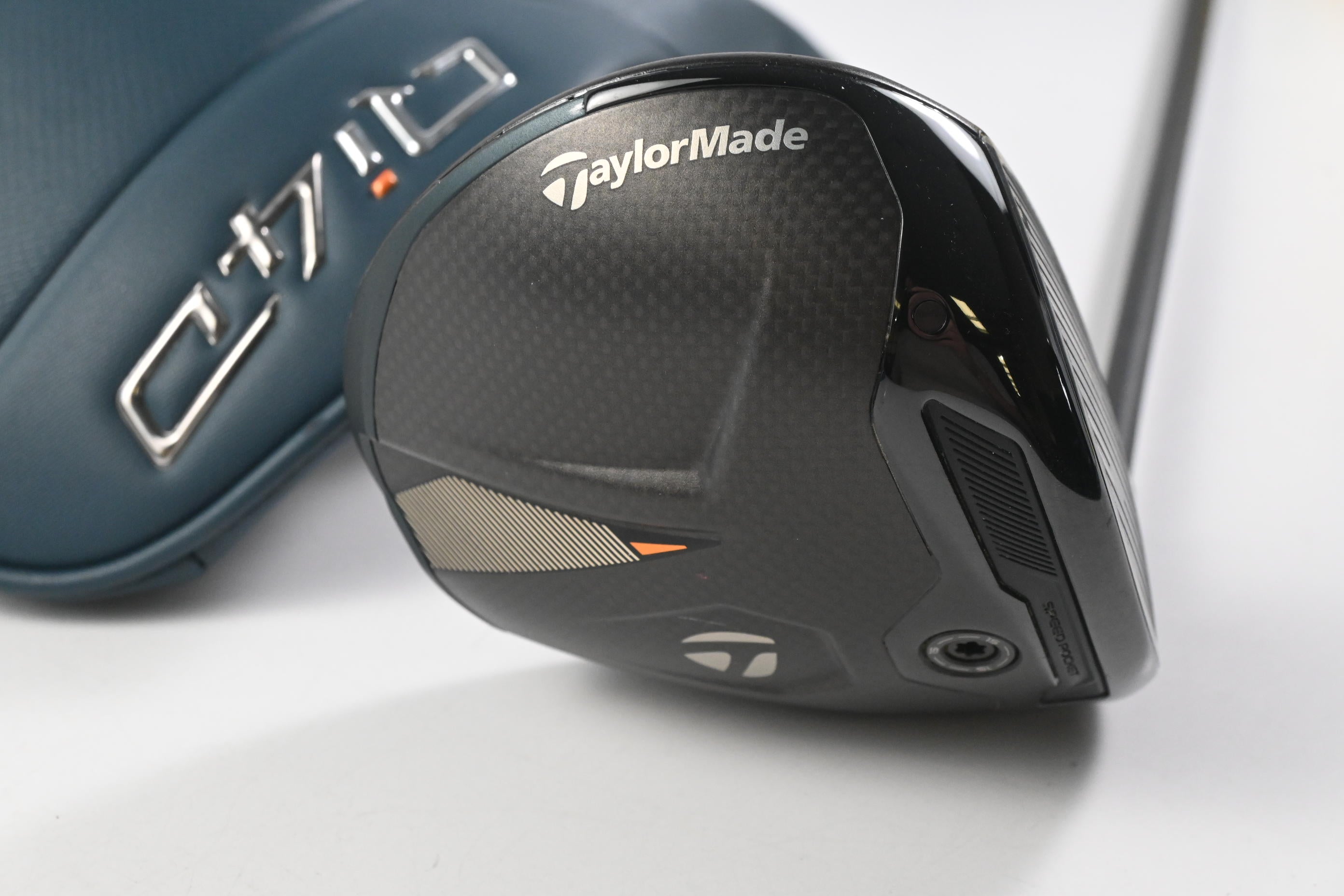 Taylormade Qi4D LS Driver / 9 Degree / Regular Flex Vanquish 4 Shaft