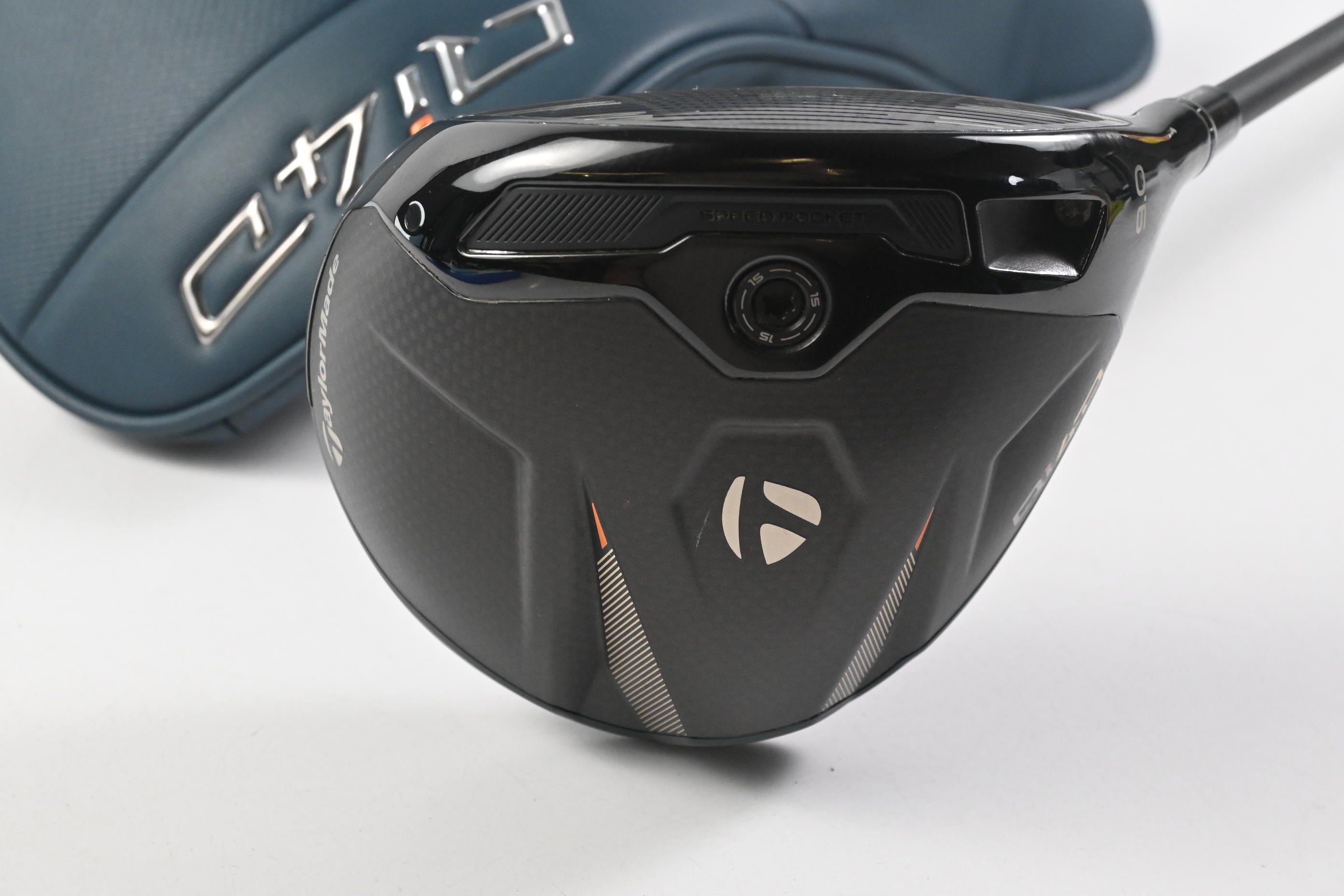 Taylormade Qi4D LS Driver / 9 Degree / Regular Flex Vanquish 4 Shaft