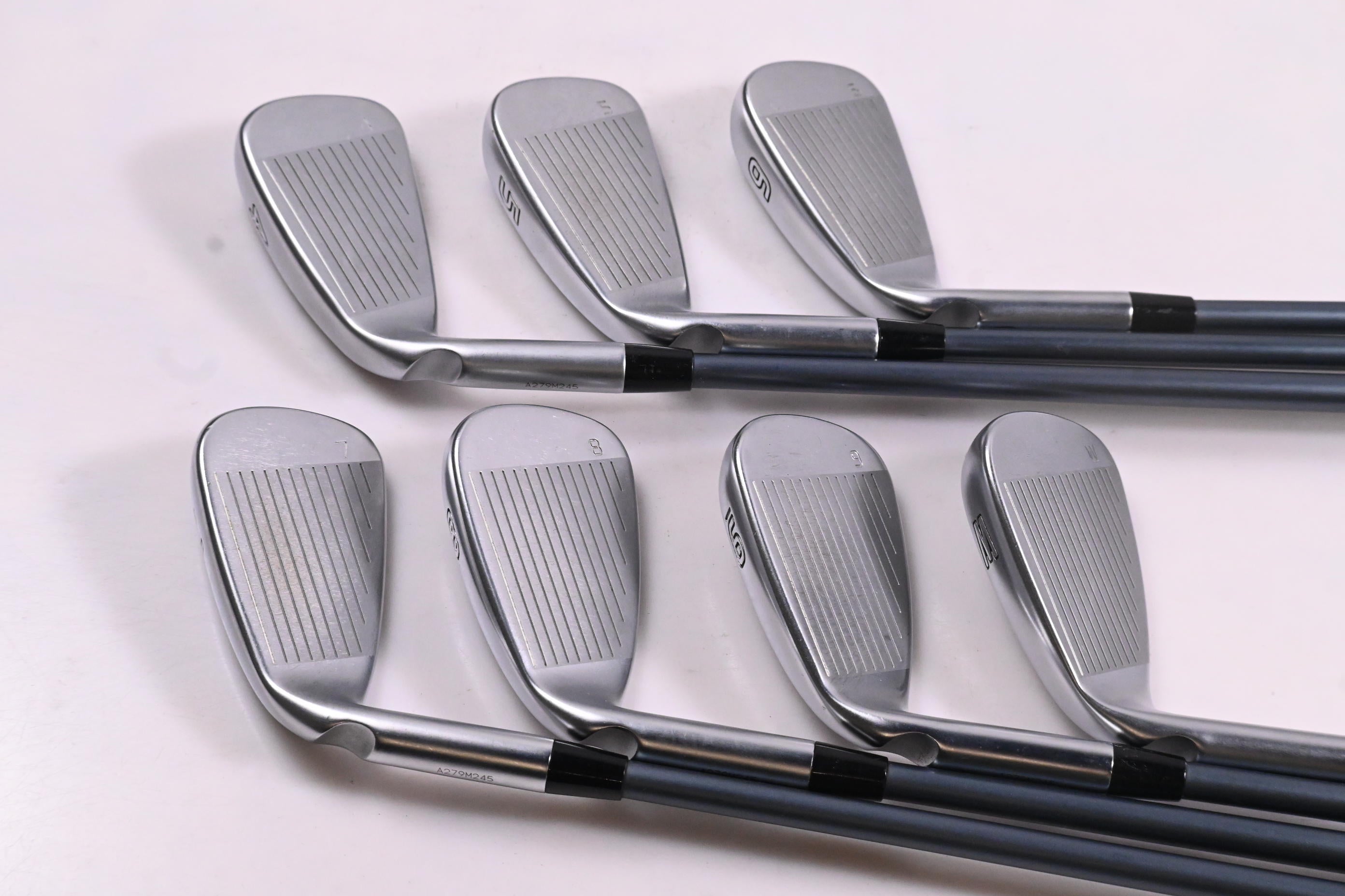 Ping G425 Irons / 4-PW / Red Dot / Senior Flex Ping Alta CB Slate Shafts