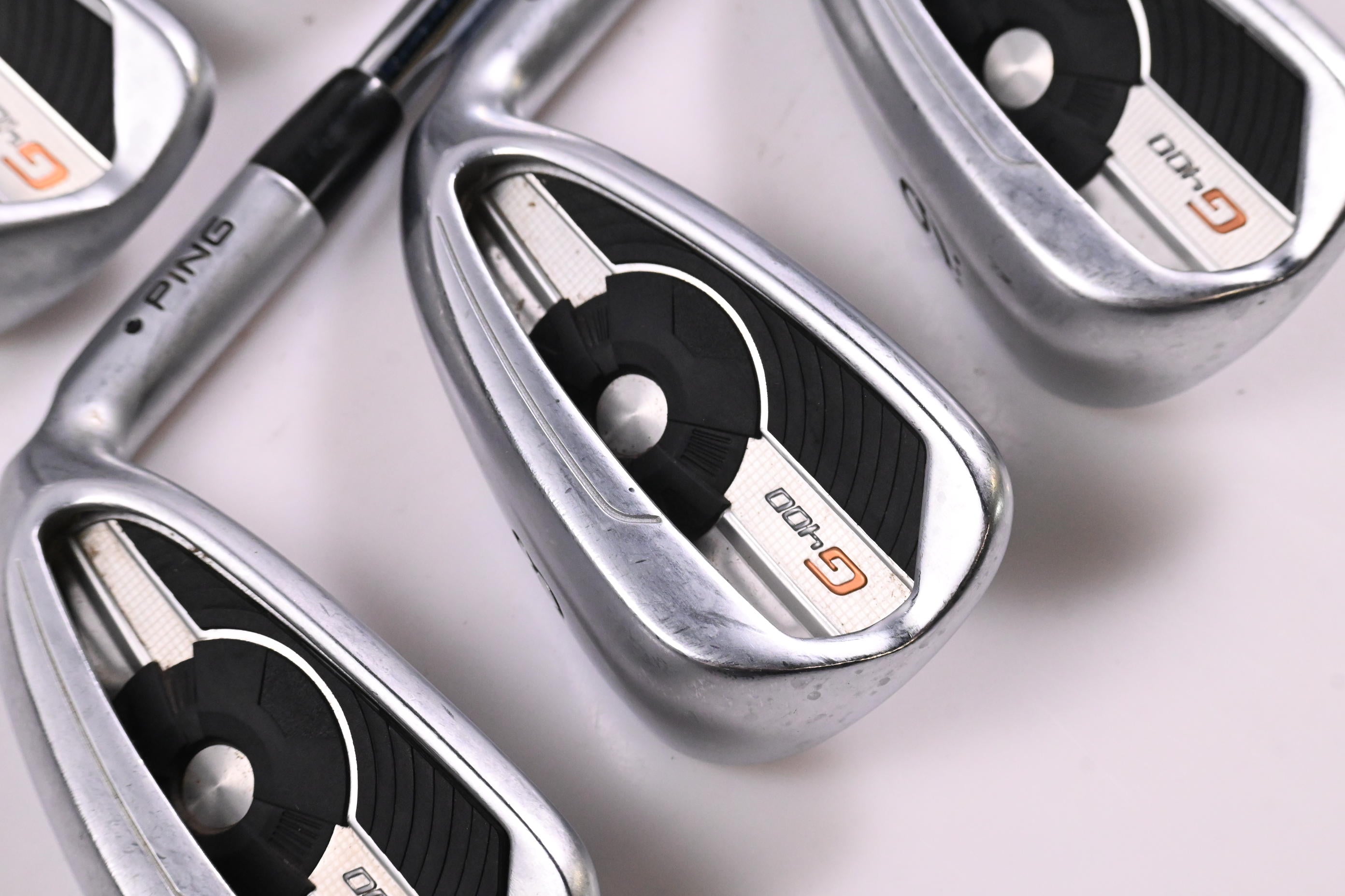 Ping G400 Irons / 5-9i / Black Dot / Regular Flex Ping AWT 2.0 Shafts