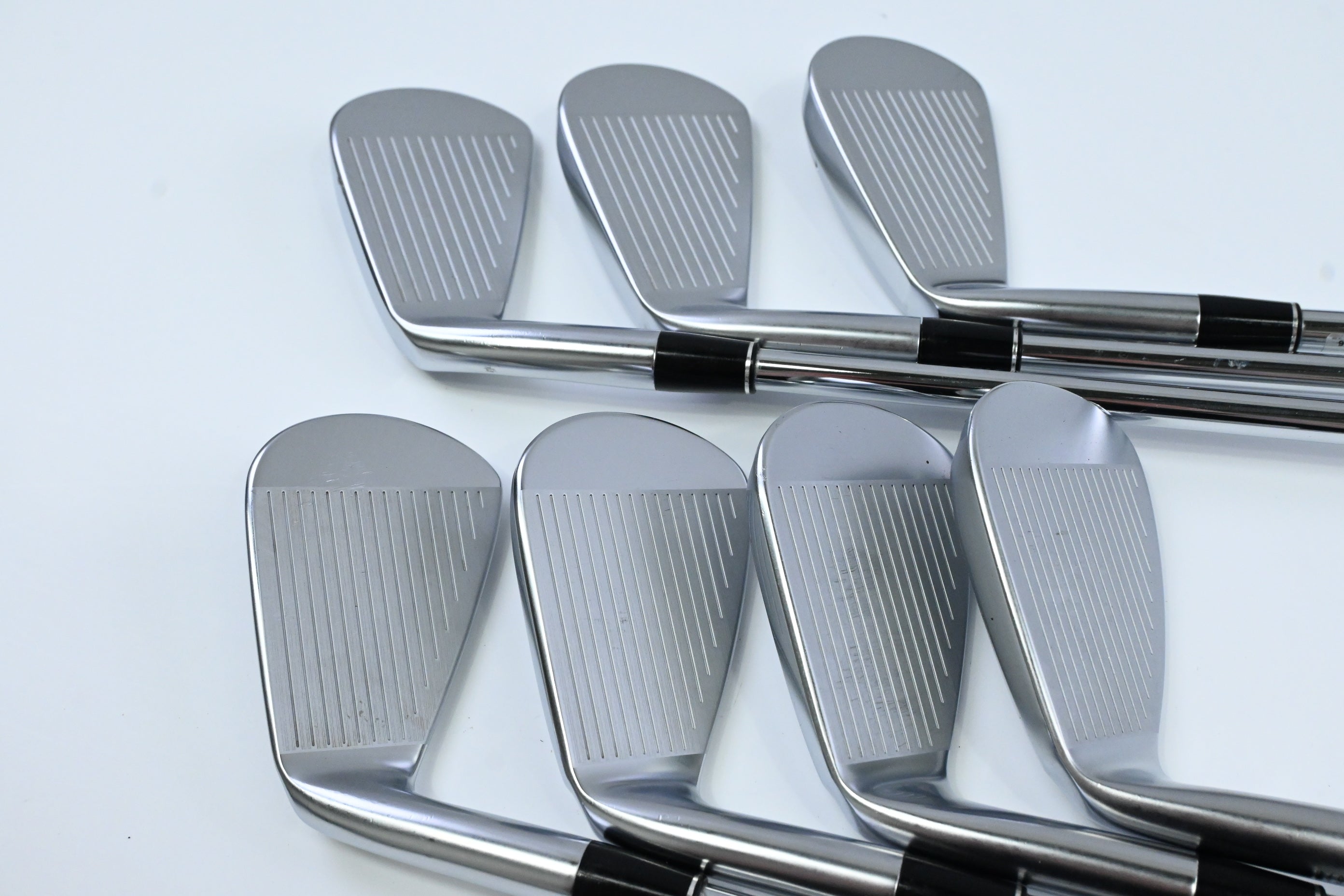 Srixon ZXi5 Irons / 5-PW+AW / Regular Flex Dynamic Gold 100 R300 Shafts