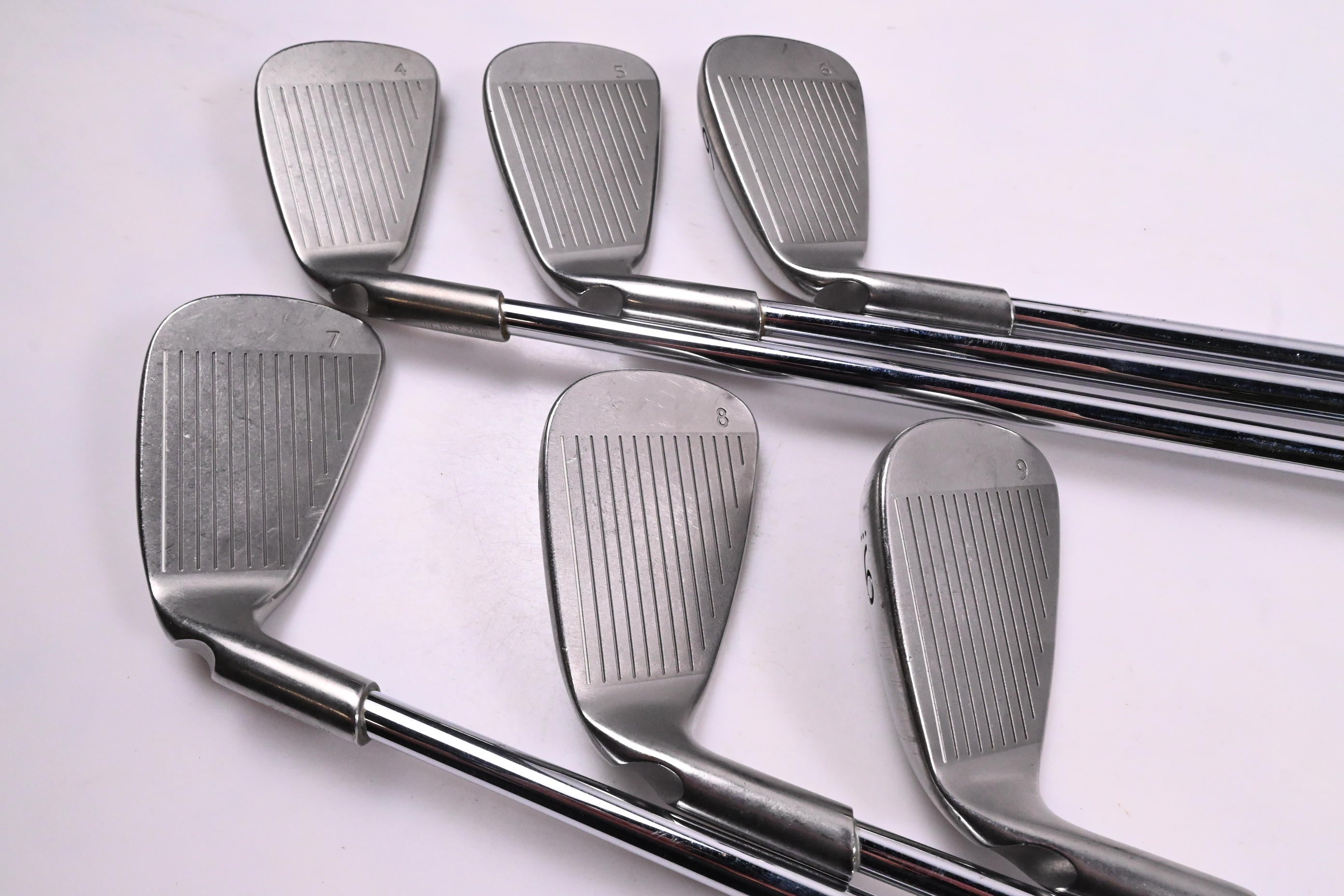 Ping i15 Irons / 4-9i / Red Dot / Regular Flex Ping AWT Shafts