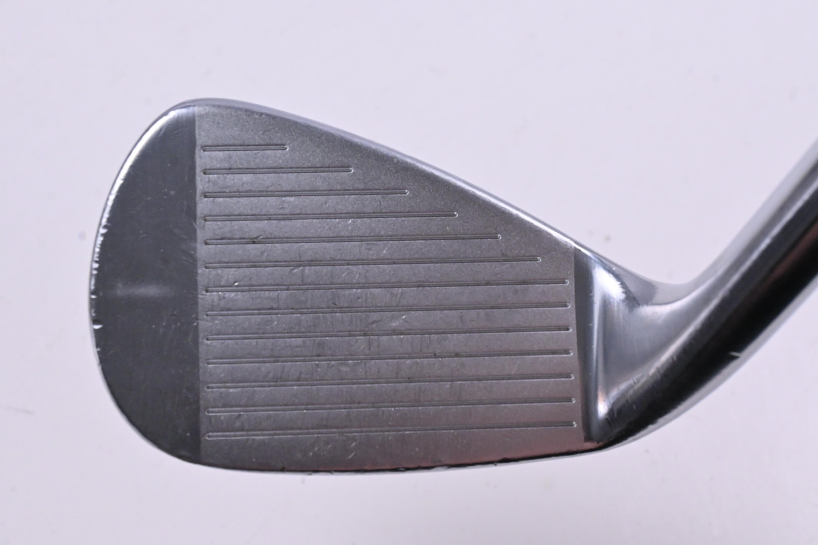 Titleist 714 AP2 Pitching Wedge / 46 Degree / Regular Flex Dynamic Gold R300