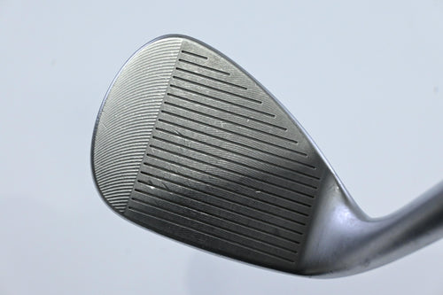 Cleveland CBX Zipcore Gap Wedge / 50 Degree / Wedge Flex Dynamic Gold Spinner