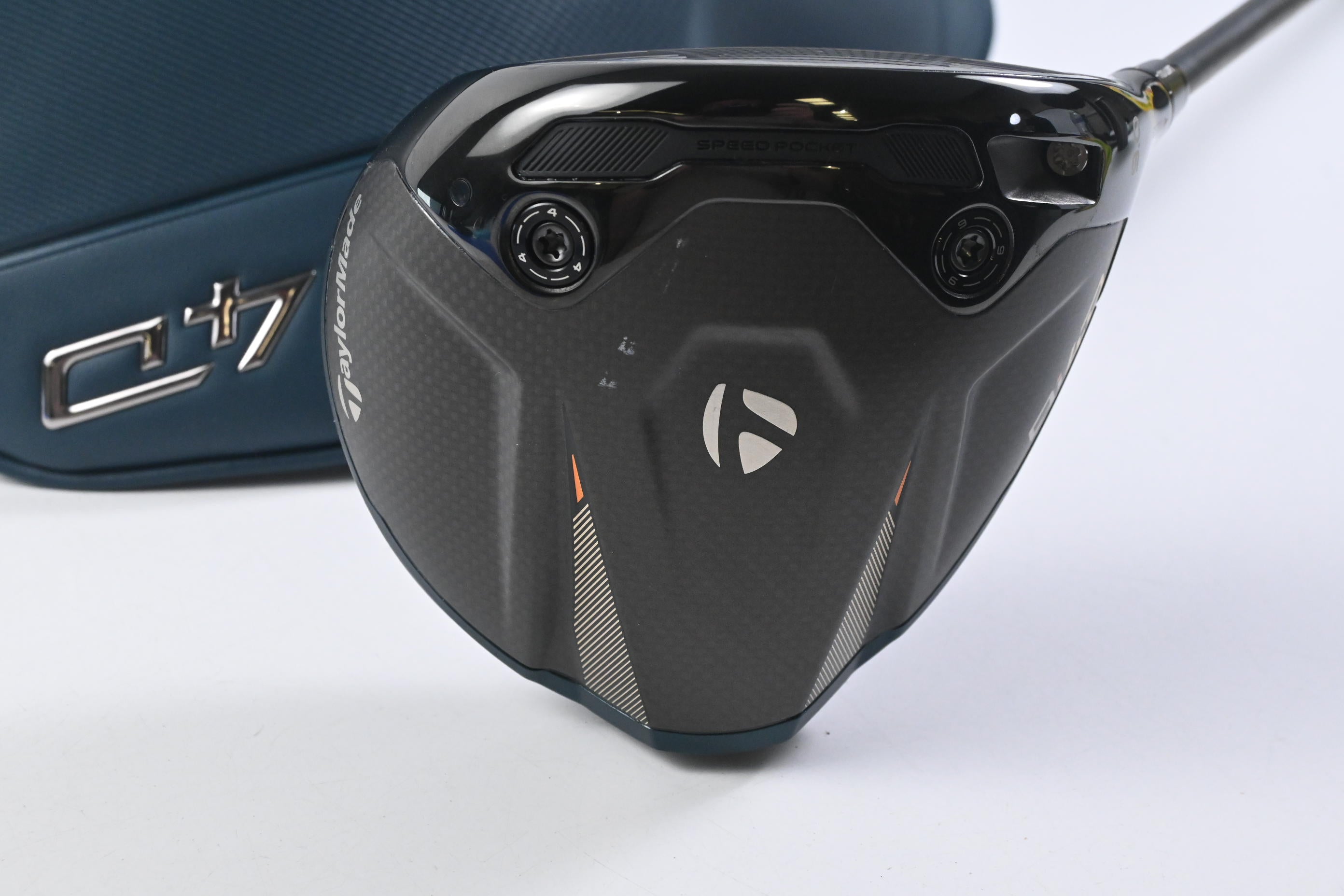 Taylormade Qi4D Driver / 9 Degree / Stiff Flex Kai'li Dark Waves Black 60 Shaft