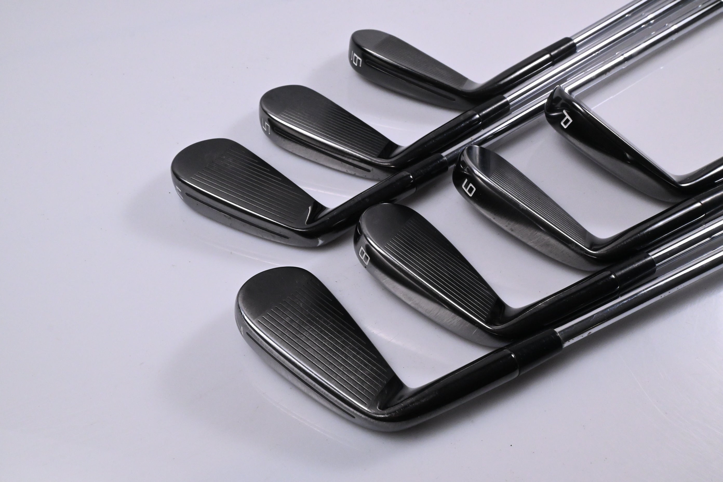 Taylormade P770 2023 Phantom Black Irons / 4-PW / X-Flex Dynamic Gold Mid 115