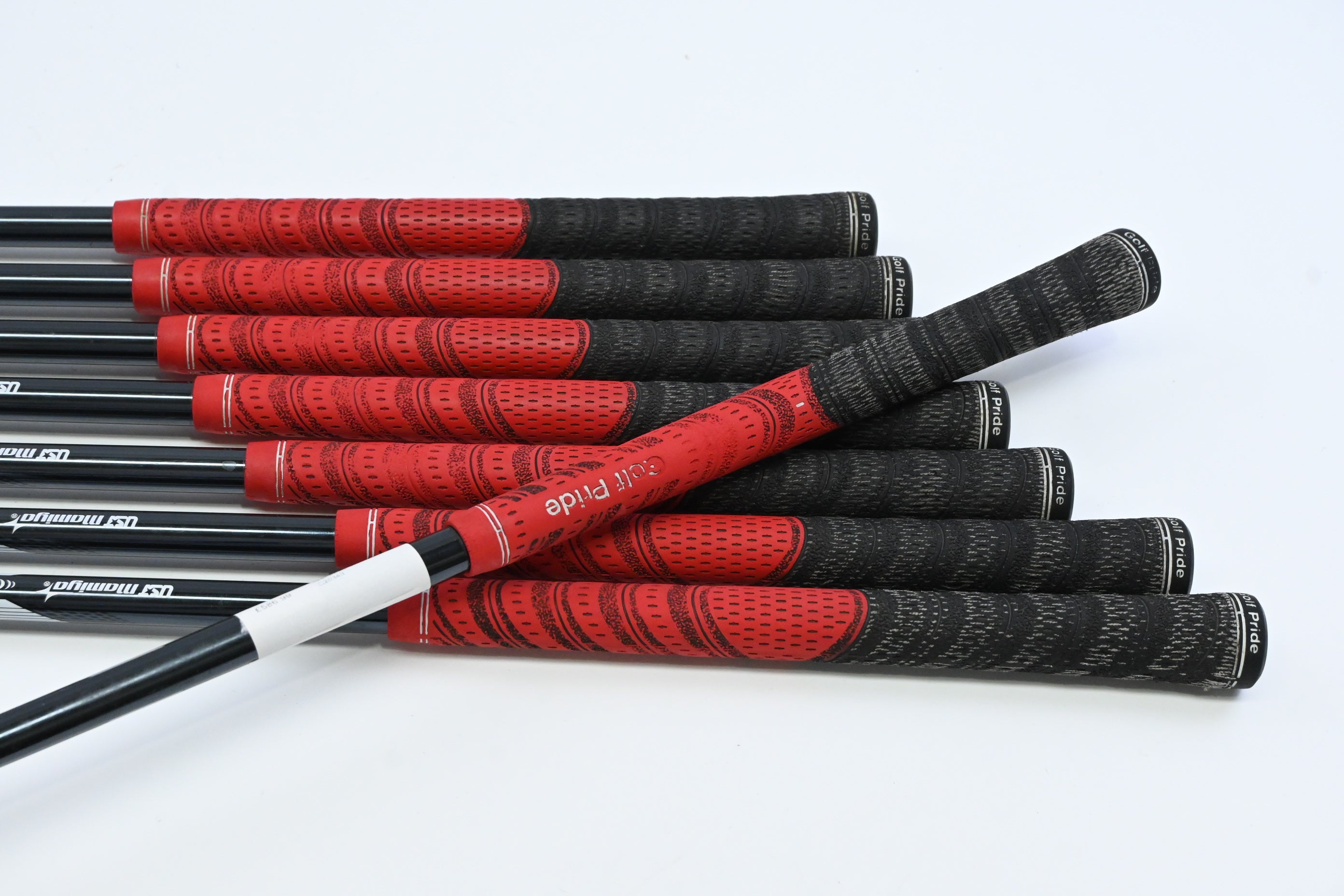 Taylormade Stealth Irons / 4-PW+SW / Stiff Flex UST Recoil Dart 90 Shafts