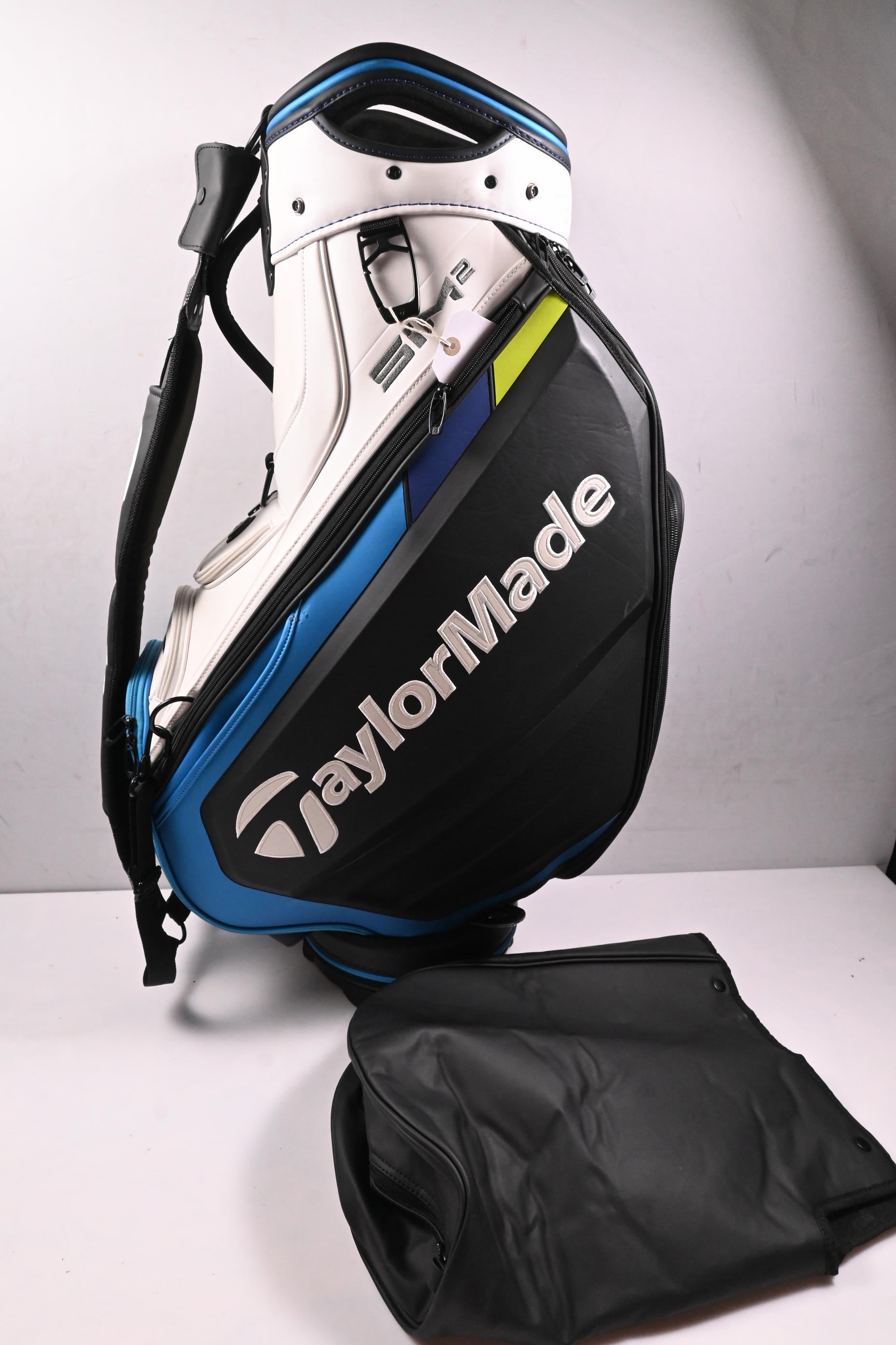 Taylormade SIM 2 Tour Bag / 6-Way Divider / Black, White