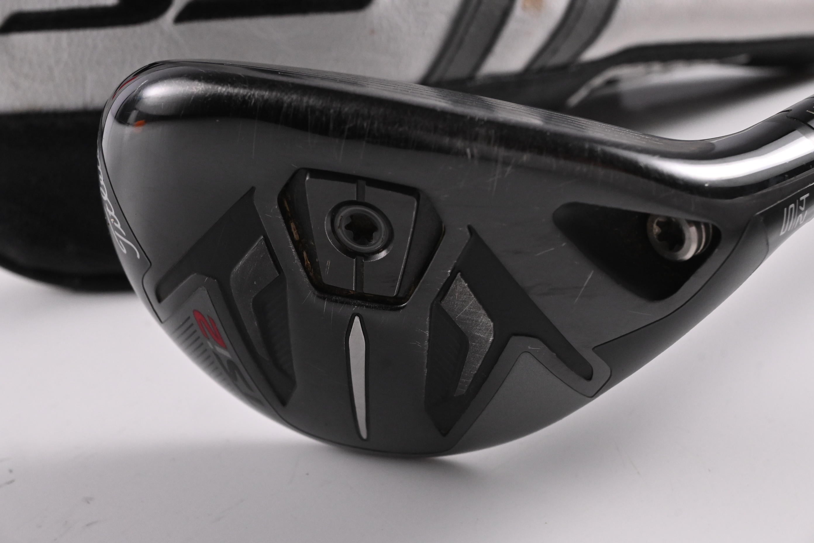 Titleist TSi2 #5 Hybrid / 24 Degree / Regular Flex Kuro Kage Black 55 Shaft