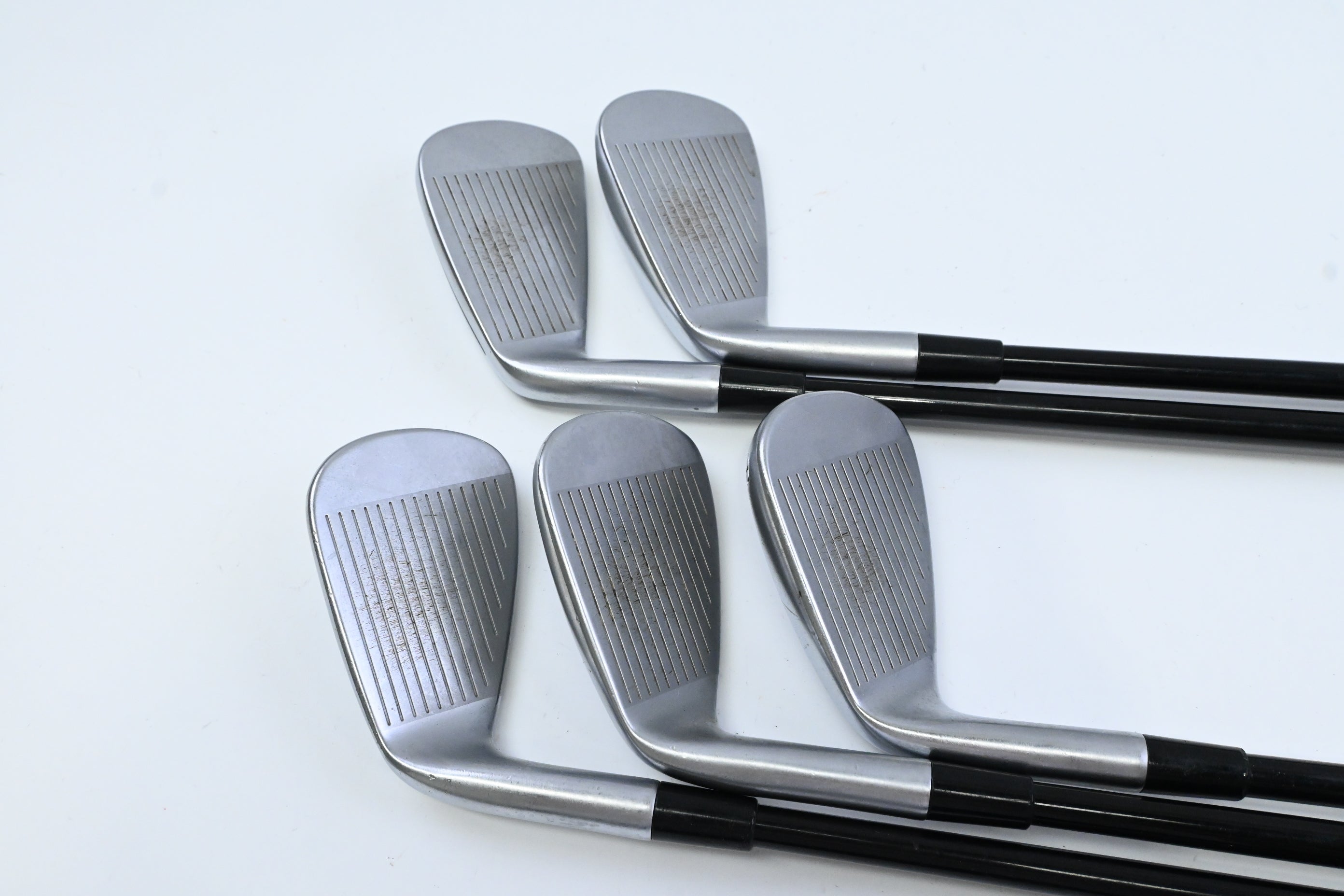 Taylormade P790 2021 Irons / 7-PW+AW / Regular Flex Fujikura Venus Red 6 Shafts