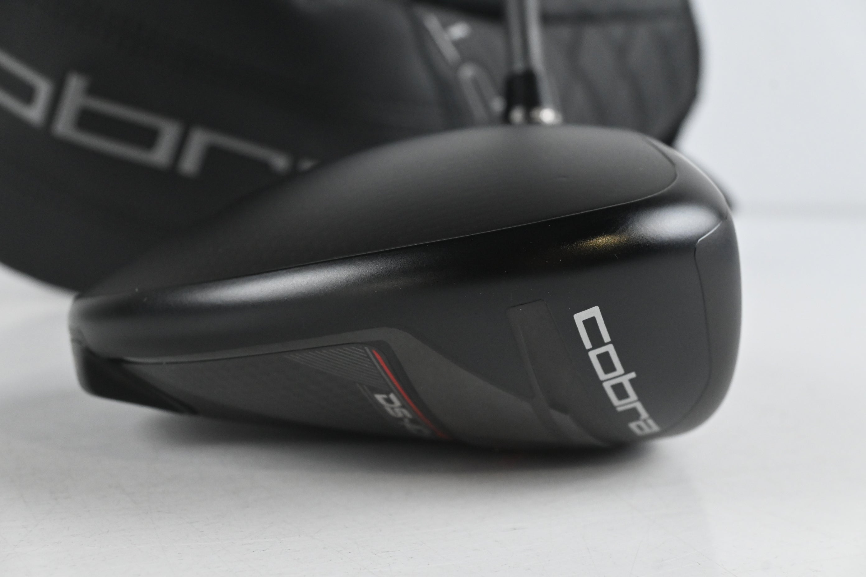 Cobra DS-Adapt MAX-D Driver / 10.5 Degree / Stiff Flex Fujikura Pro 63 Shaft
