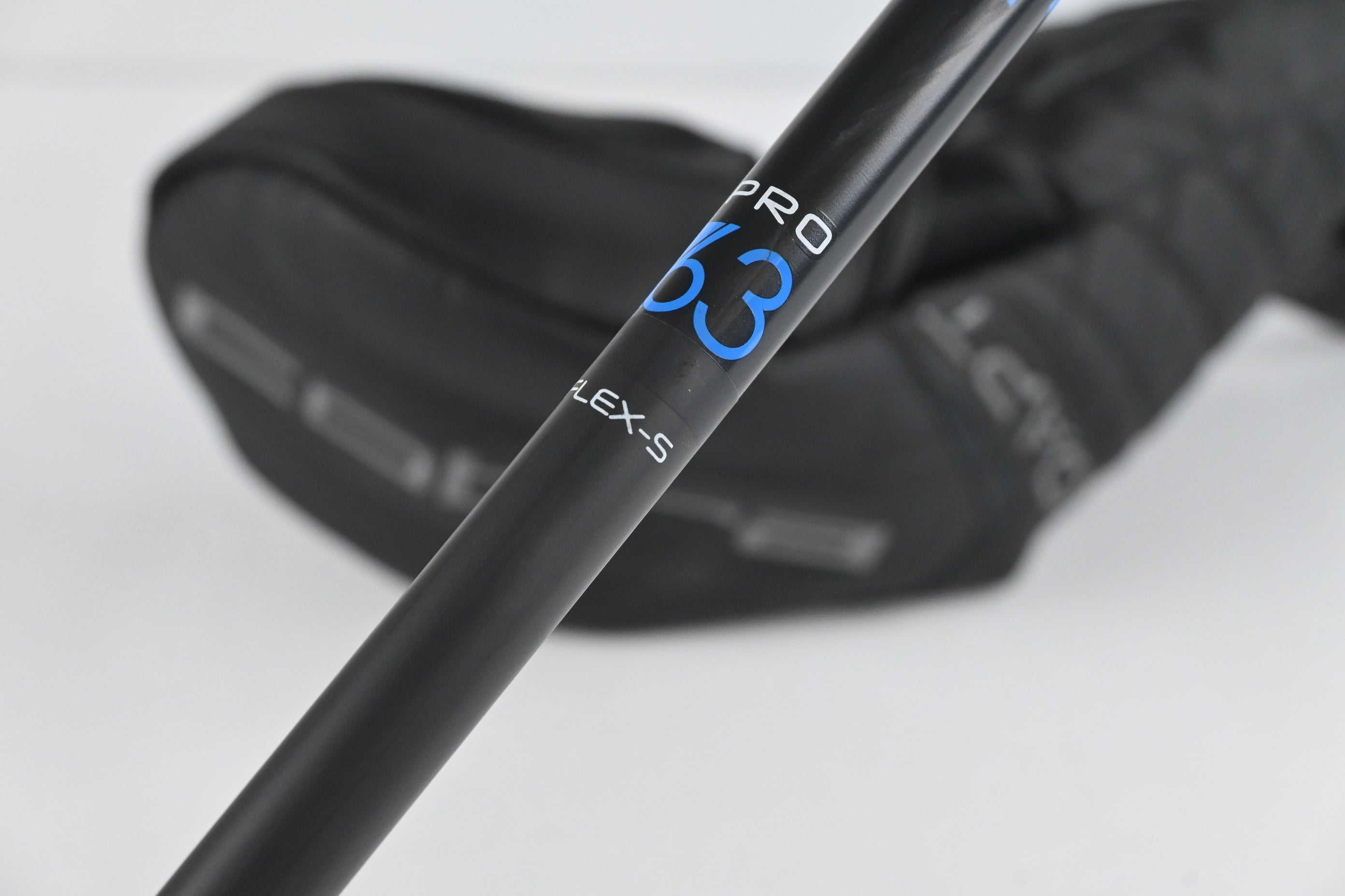 Cobra DS-Adapt MAX-D Driver / 10.5 Degree / Stiff Flex Fujikura Pro 63 Shaft
