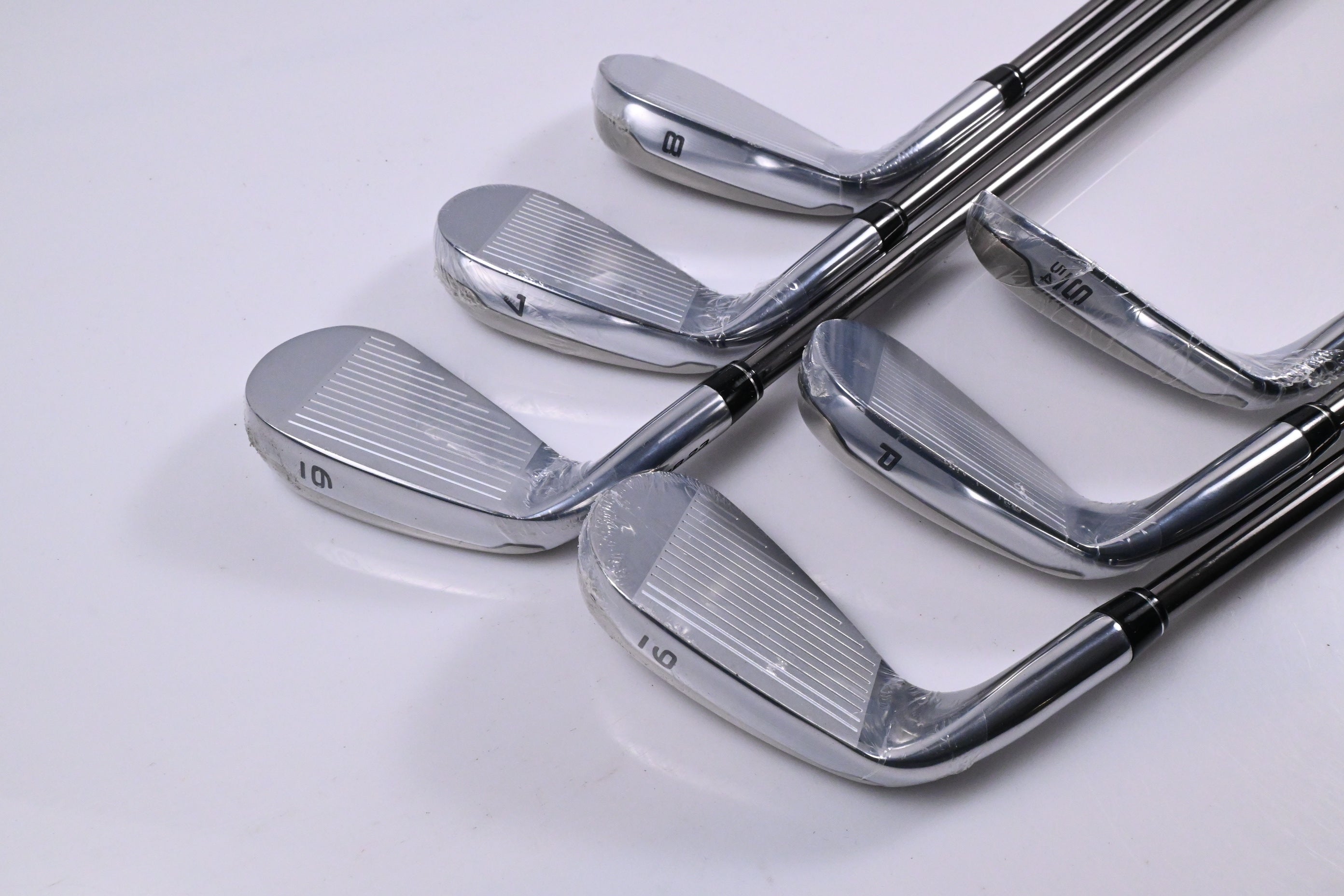 Callaway Great Big Bertha 2023 Irons / 6-PW+SW / Regular Flex Helium Nanocore 60