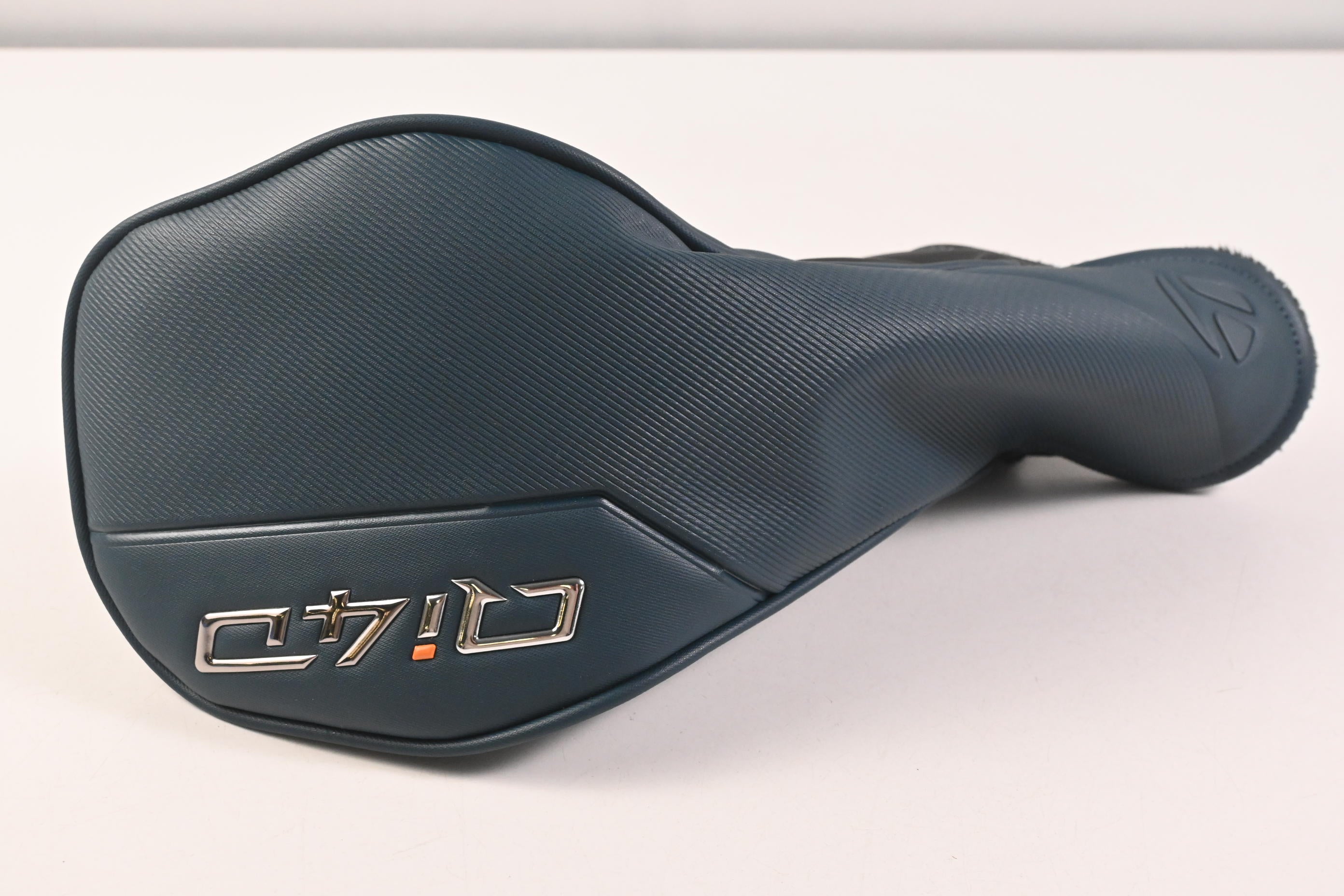 Taylormade Qi4D Driver / 9 Degree / Stiff Flex Kai'li Dark Waves Black 60 Shaft