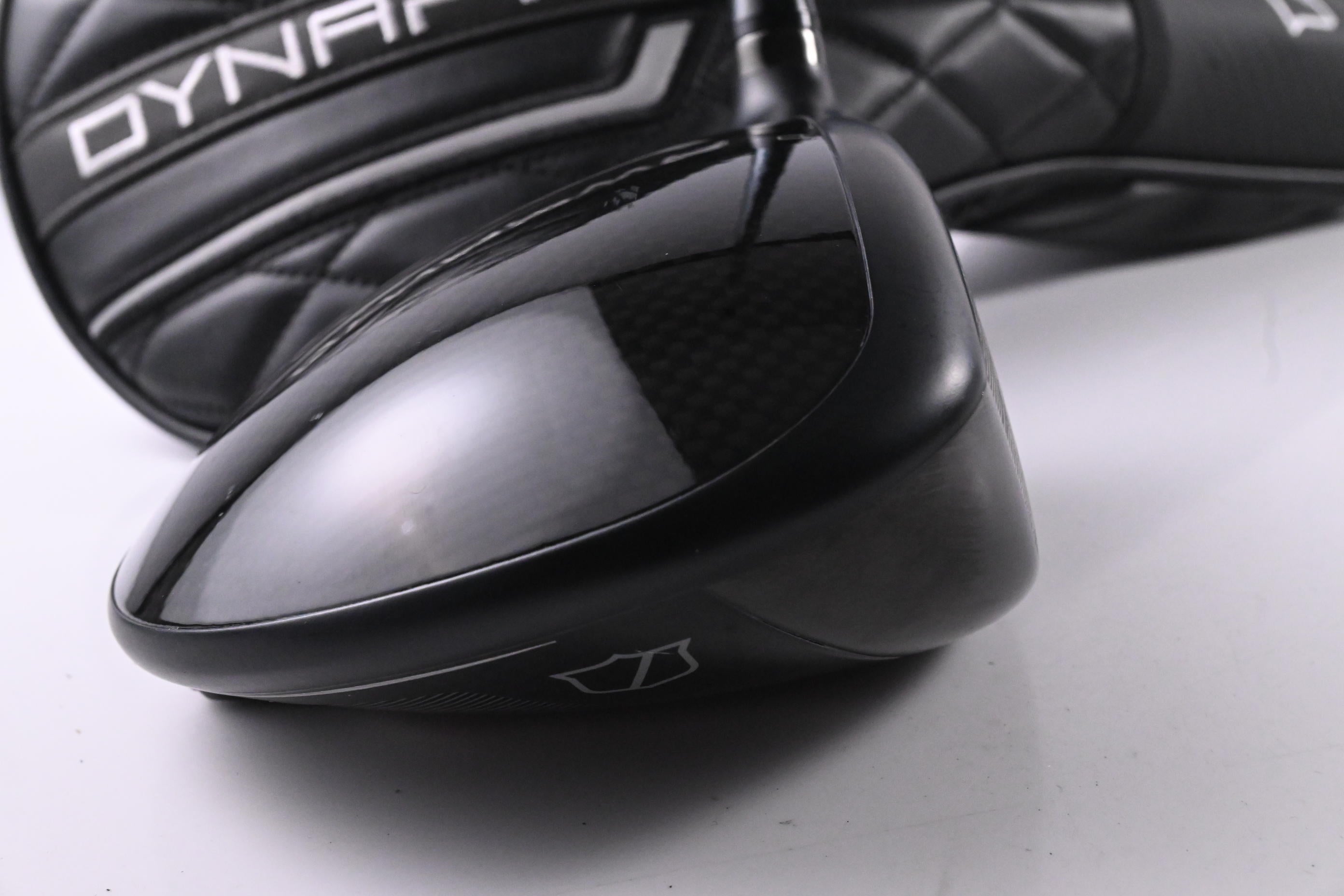 Wilson DYNAPWR 2025 Carbon Driver / 10.5 Degree / Stiff Flex UST Mamiya LINQ 5
