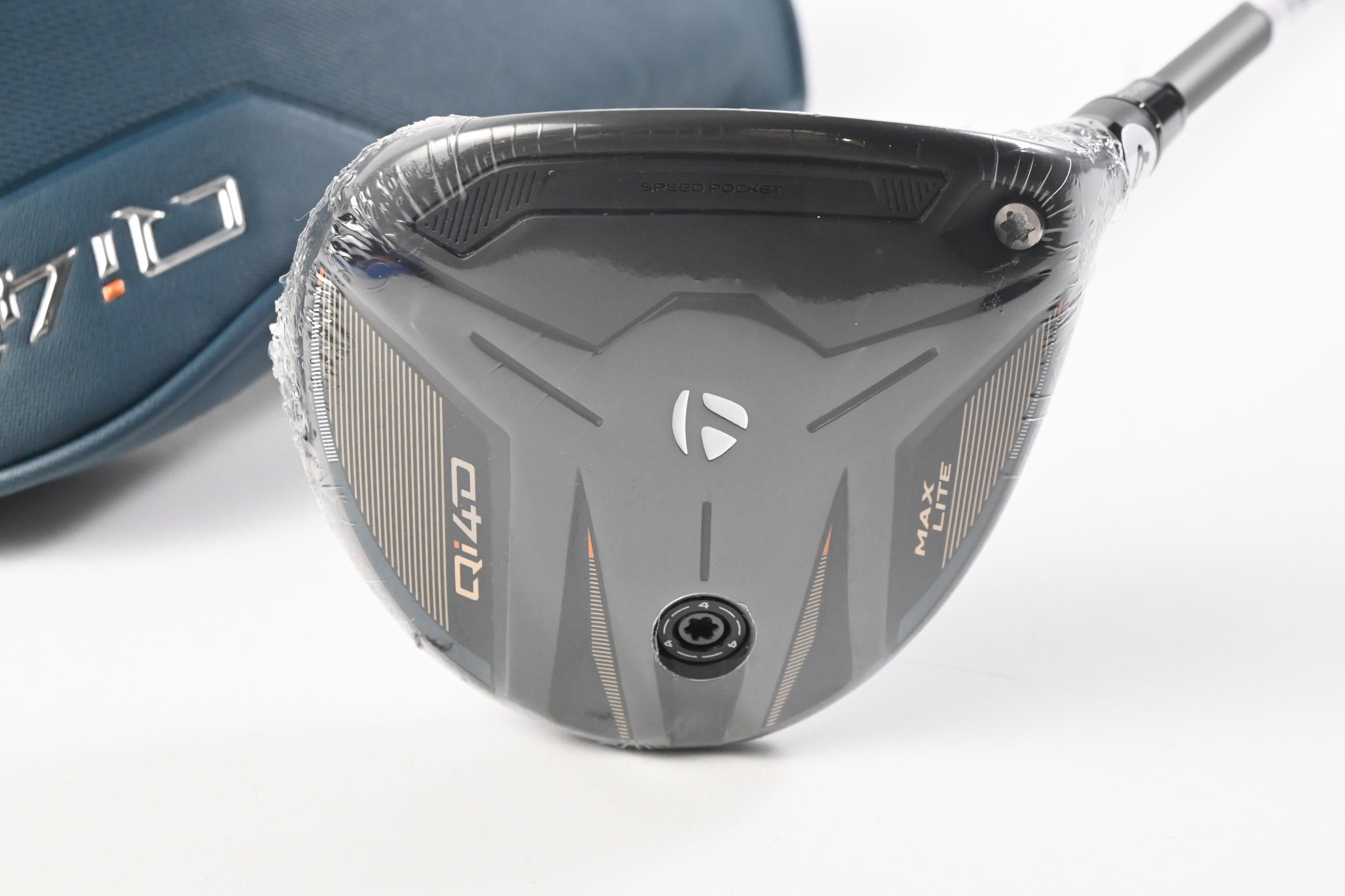 Taylormade Qi4D Max Lite #5 Wood / 18 Degree / Regular Flex Reax 45 Shaft