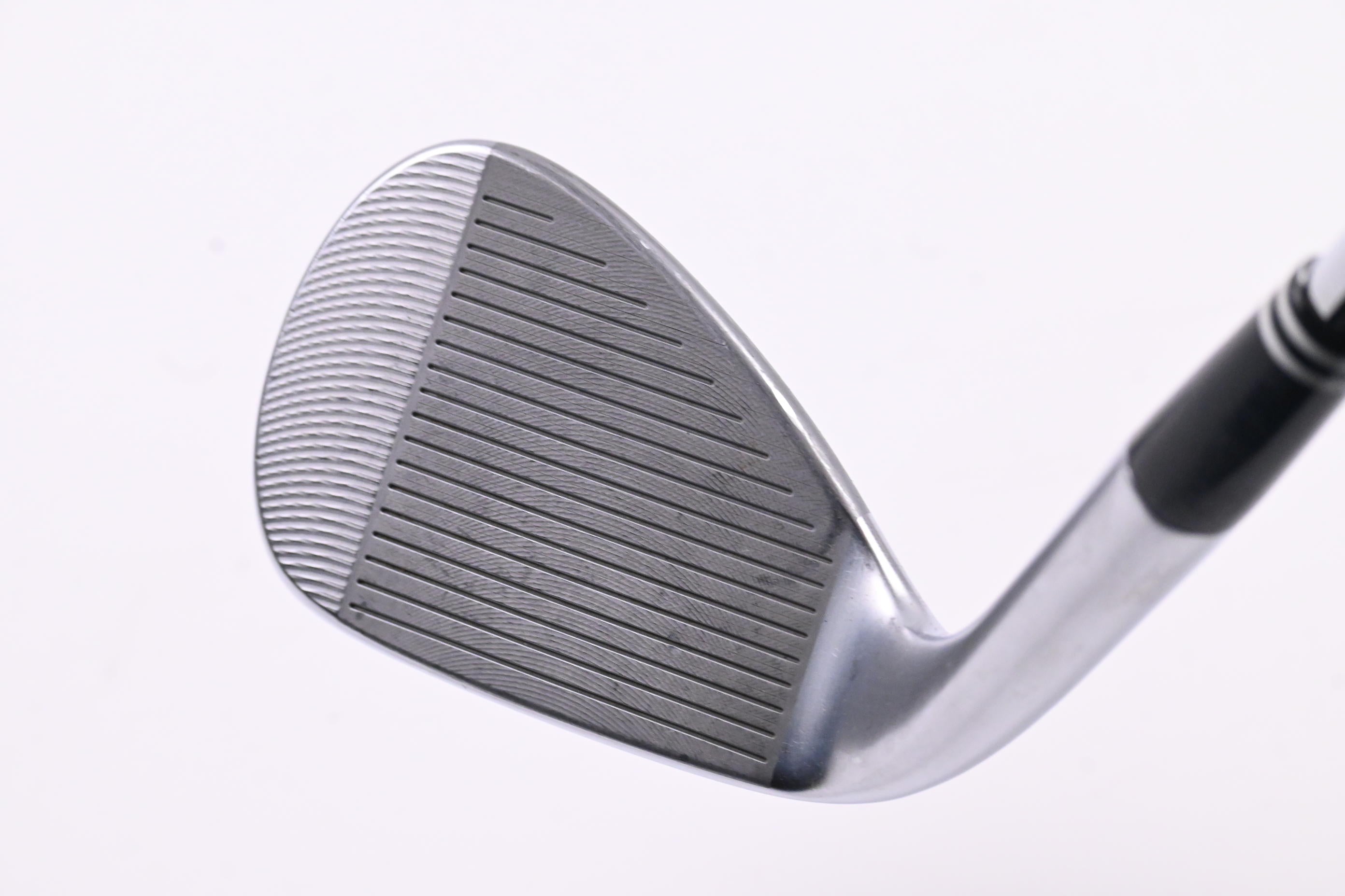 Cleveland CBX 4 Zipcore Pitching Wedge / 44 Degree / Wedge Flex KBS HI-REV 2.0