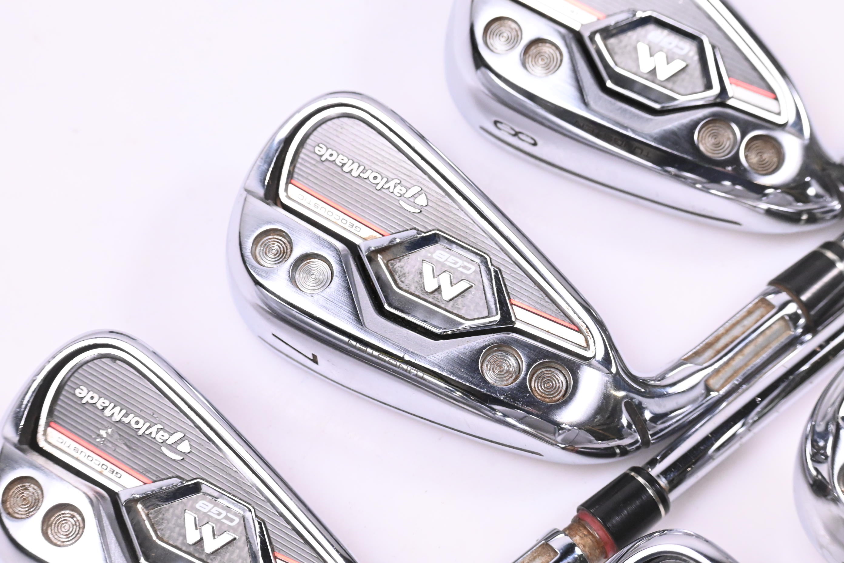 Left Hand Taylormade M CGB Irons / 6-PW+GW+SW / Regular Flex Dynamic Gold R300