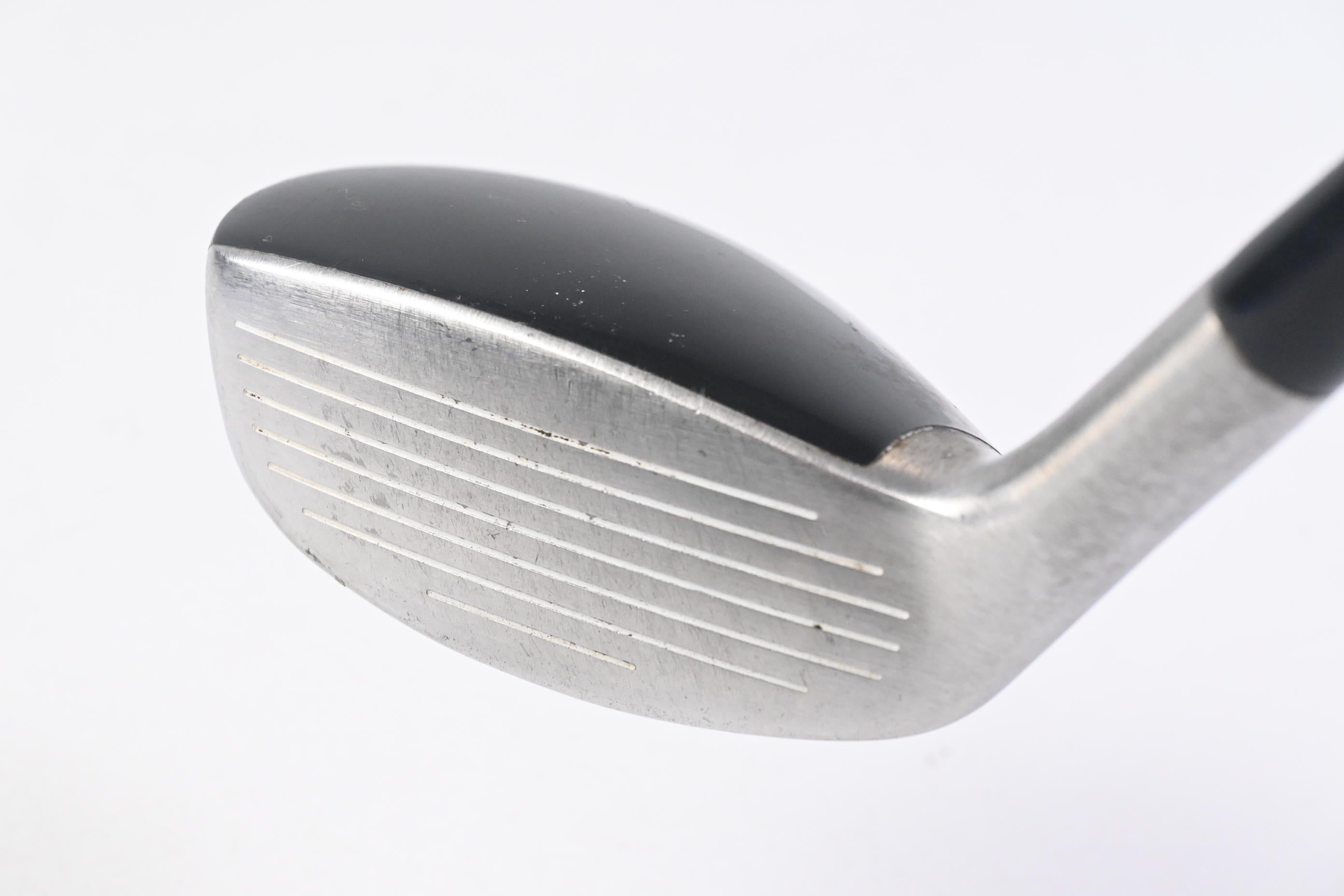 Titleist 585.H #2 Hybrid / 17 Degree / Stiff Flex Steel Shaft