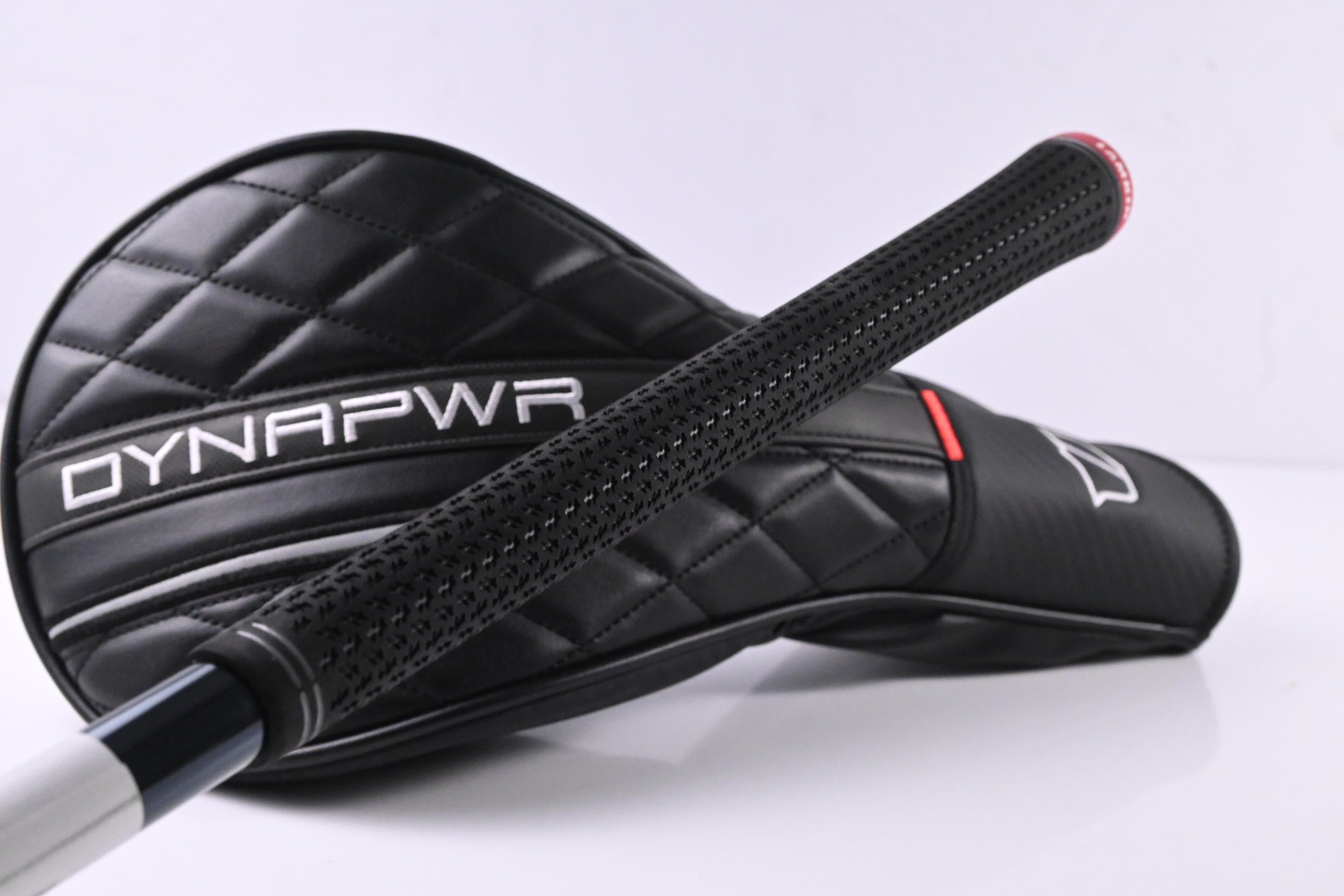 Wilson DYNAPWR 2025 Carbon Driver / 10.5 Degree / Stiff Flex UST Mamiya LINQ 5
