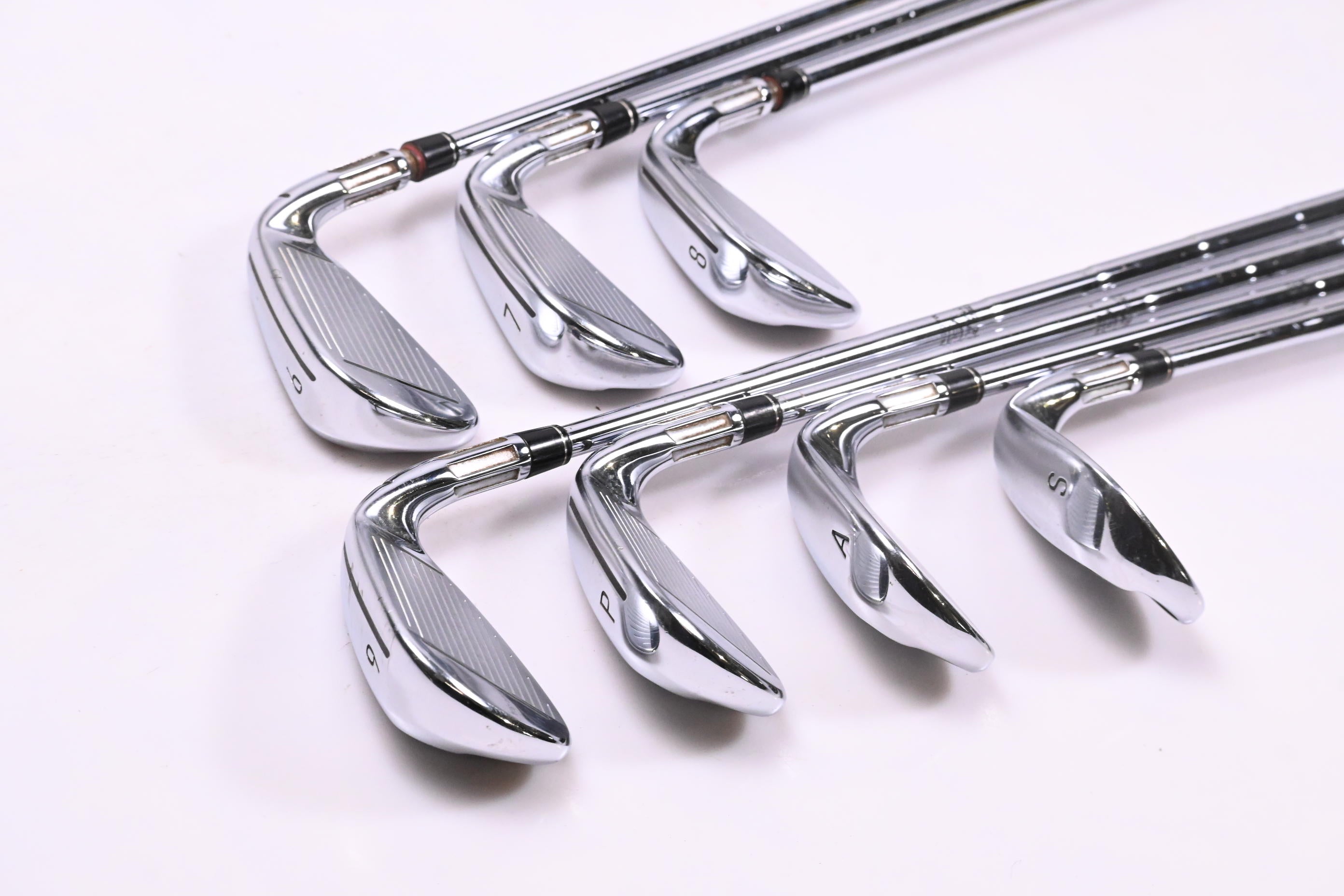 Left Hand Taylormade M CGB Irons / 6-PW+GW+SW / Regular Flex Dynamic Gold R300