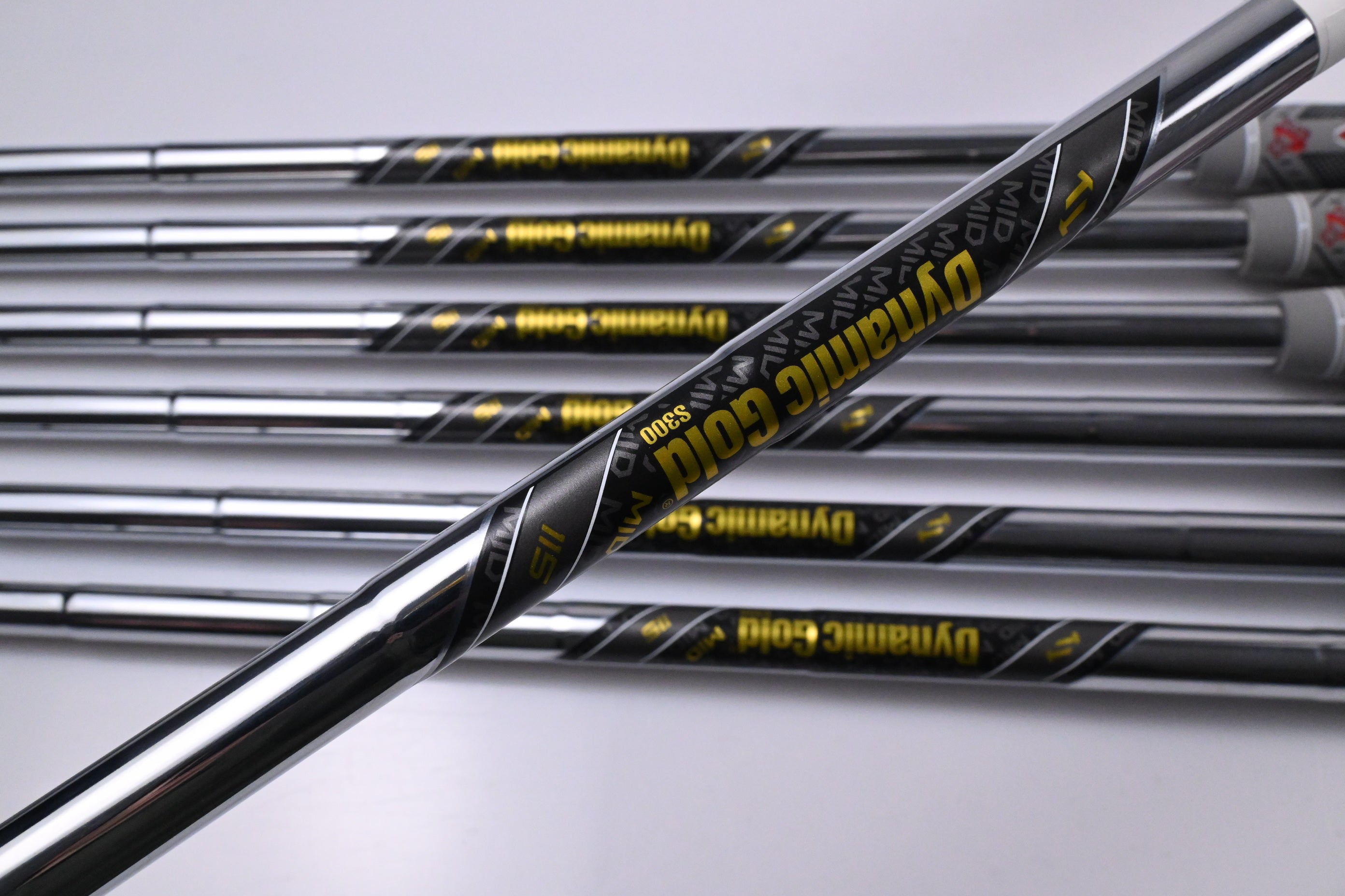 Callaway Apex Ai200 Irons / 5-PW+AW / Stiff Flex Dynamic Gold Mid 115 S300