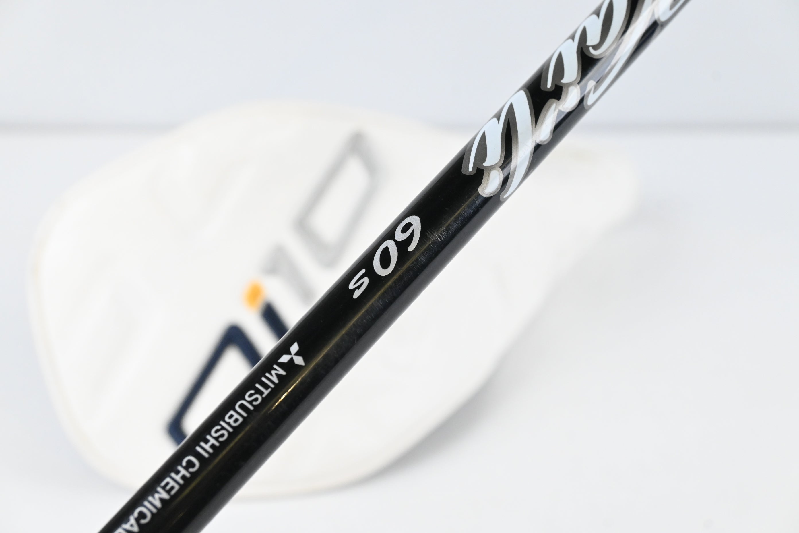 Taylormade Qi10 LS Driver / 9 Degree / Stiff Flex Kai'li White 70 Shaft