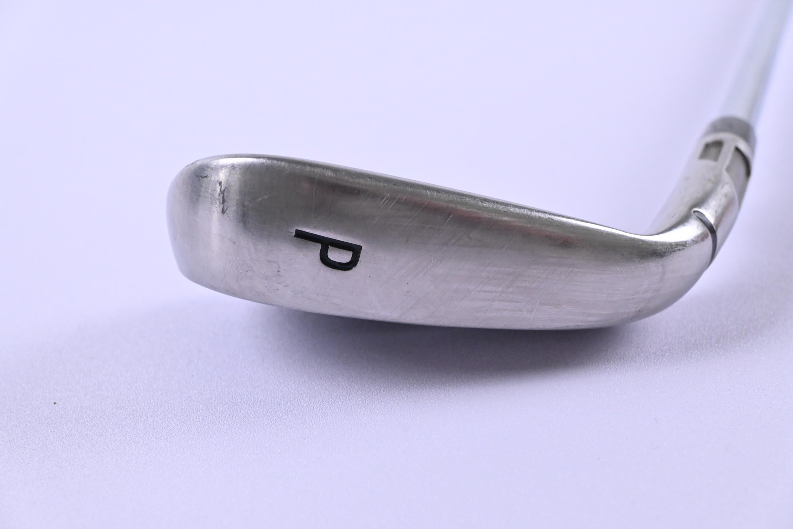 Taylormade Stealth Pitching Wedge / 43 Degree / Regular Flex KBS Max MT 85 Shaft