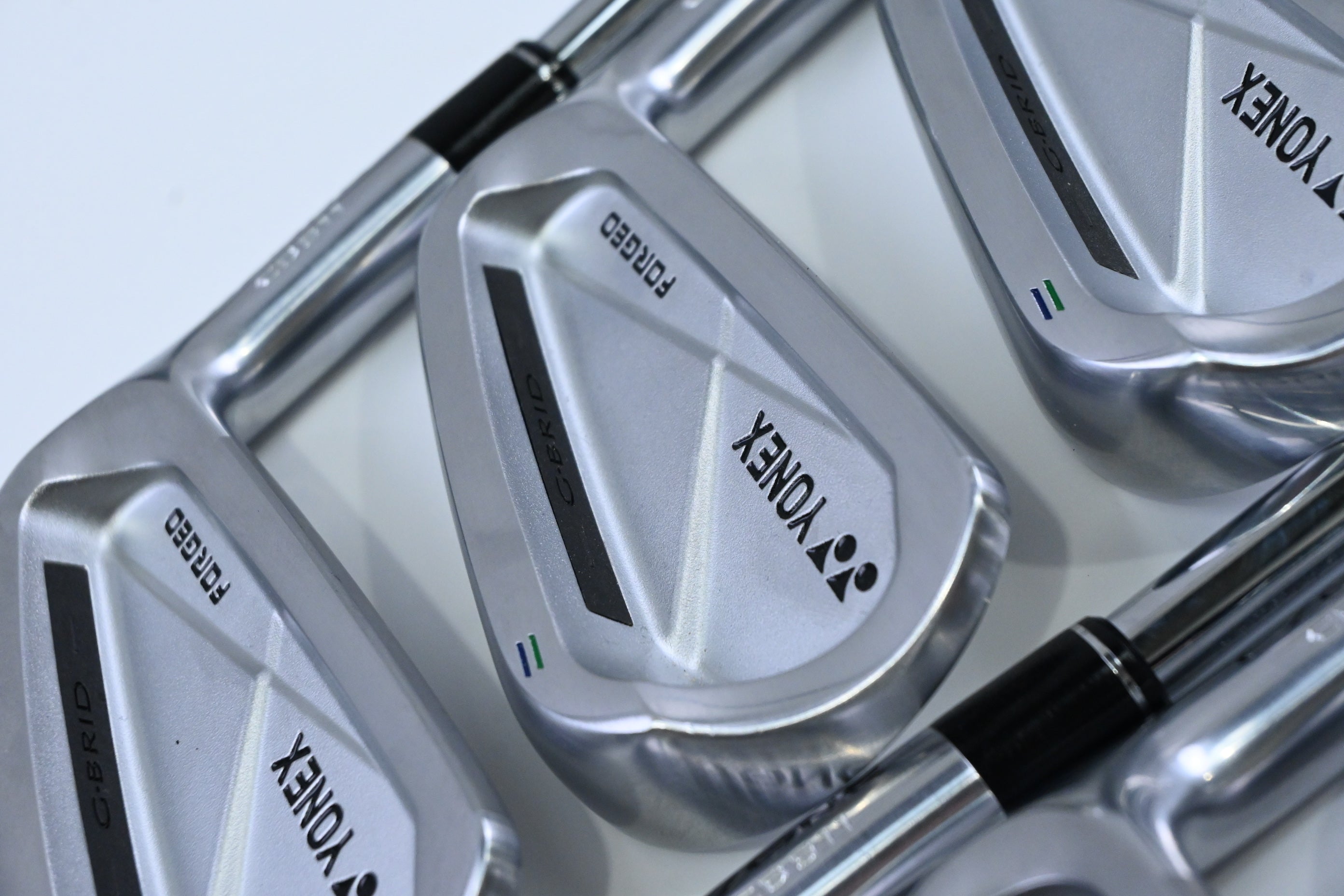Yonex Ezone CB 501 Irons / 5-PW / Stiff Flex NS Pro Modus3 Tour 105 Shafts
