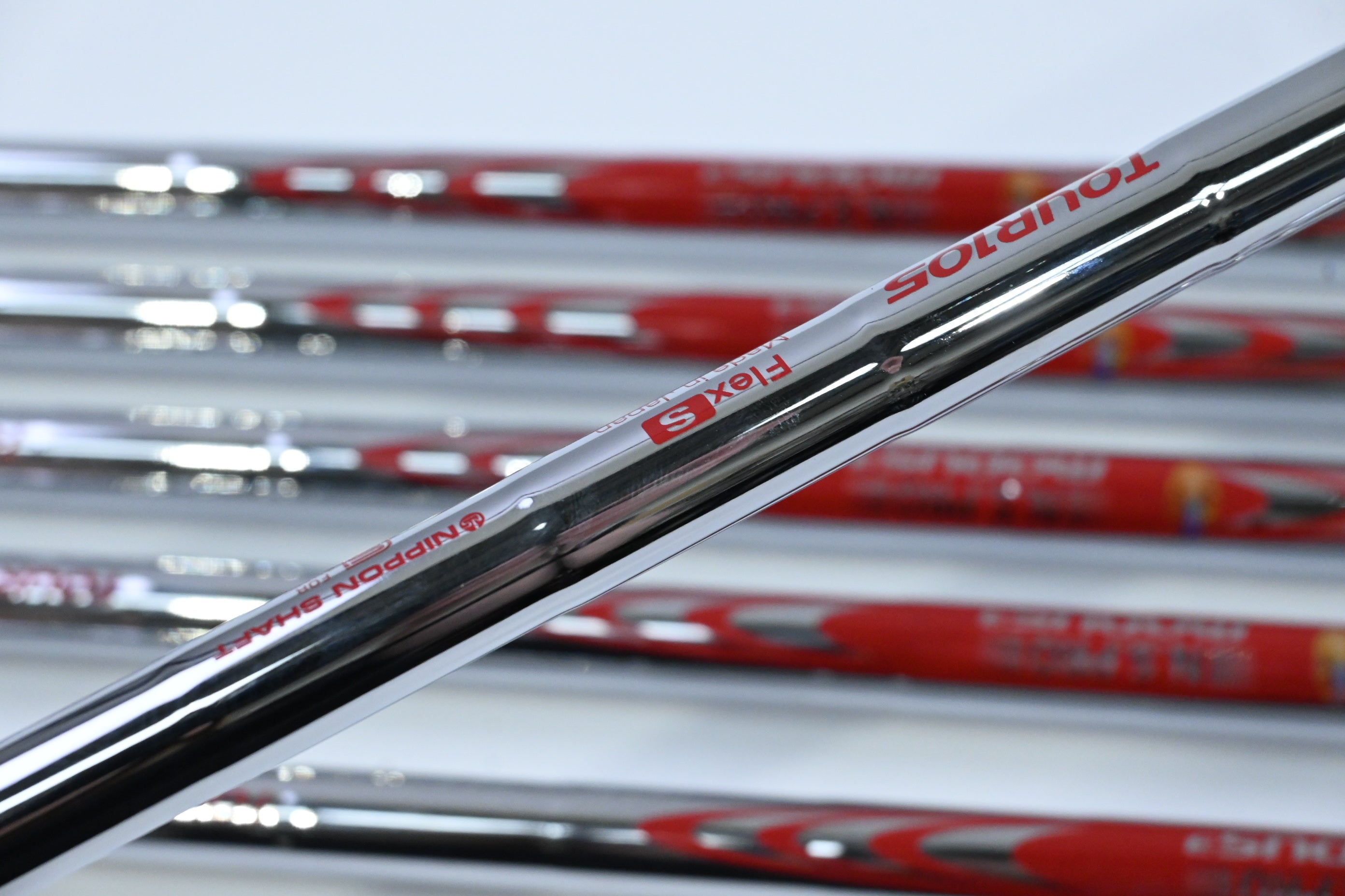 Yonex Ezone CB 501 Irons / 5-PW / Stiff Flex NS Pro Modus3 Tour 105 Shafts