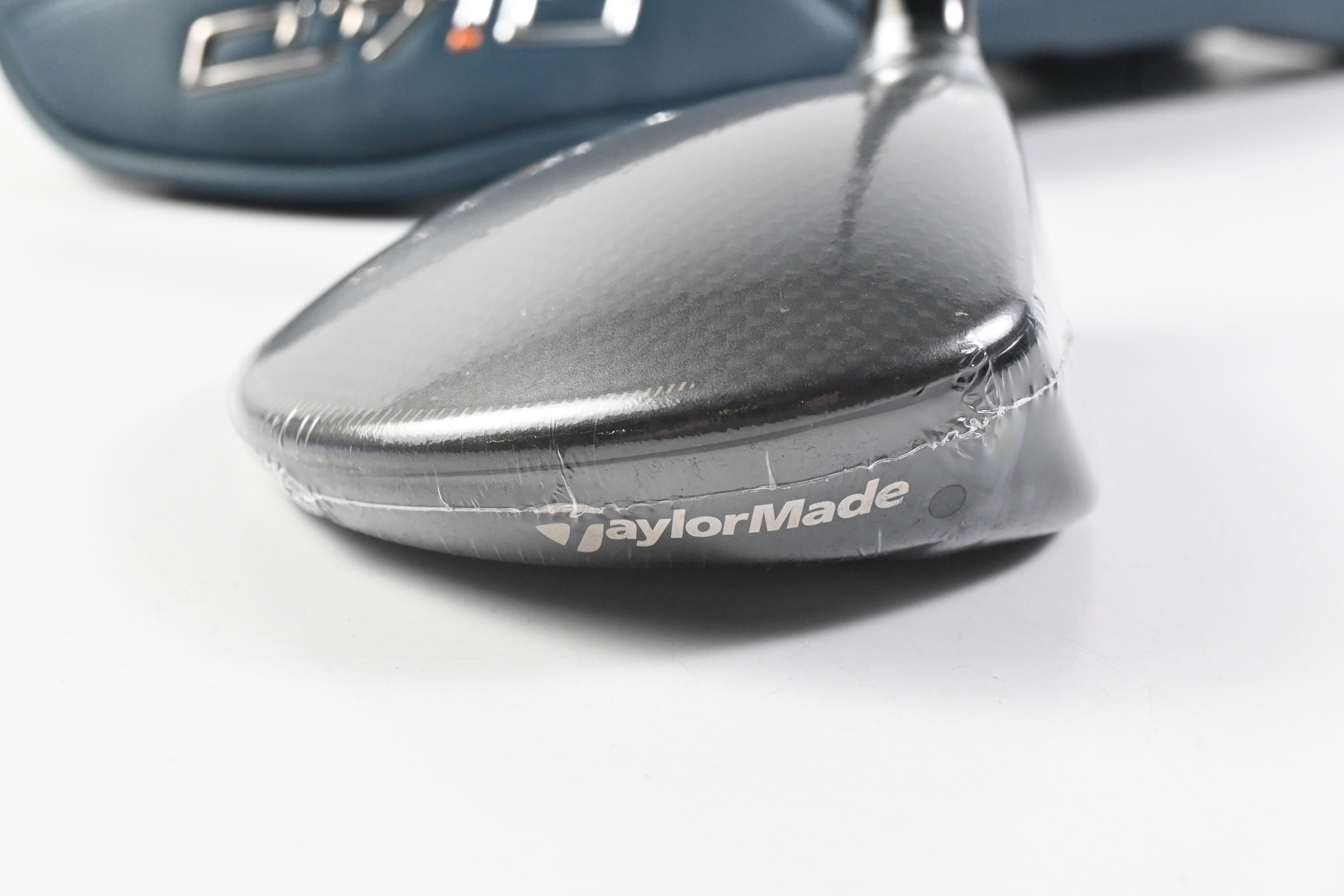 Taylormade Qi4D #3HL Wood / 16.5 Degree / Regular Flex Reax 55 Shaft